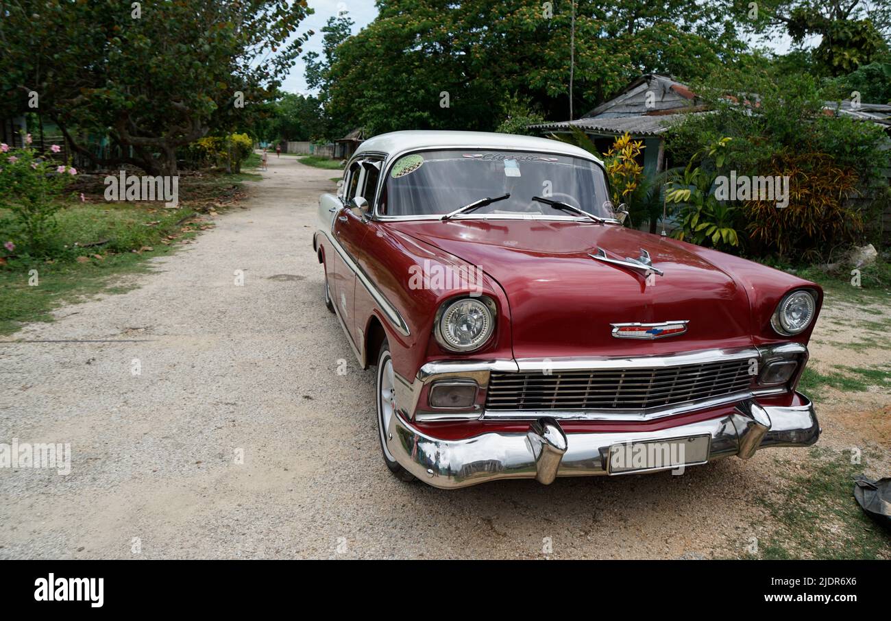 old classic car in cuba in rural surrounding Stock Photo Alamy