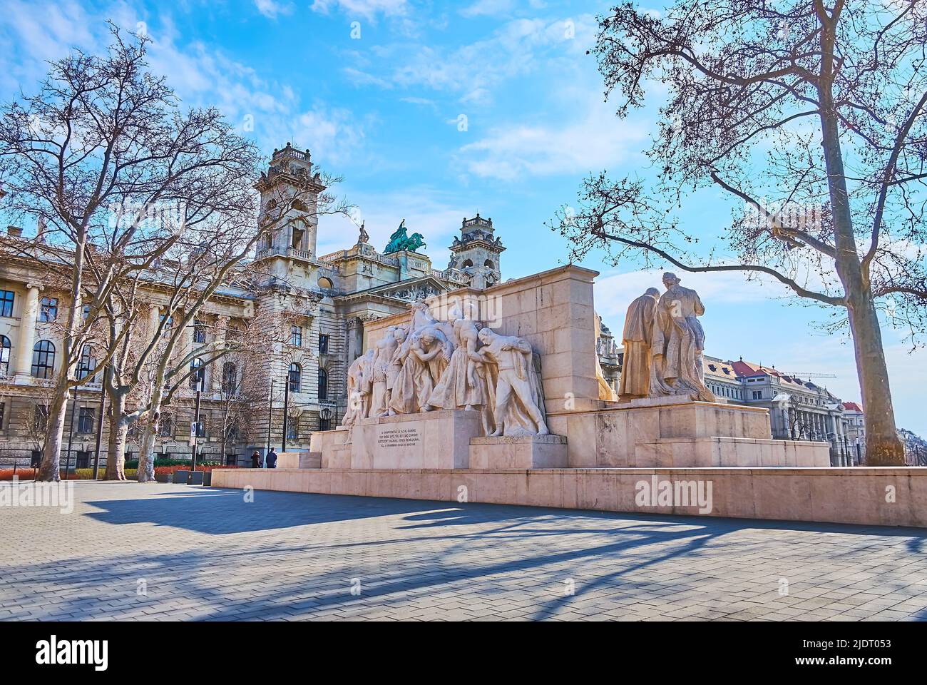 The big sculptural group of Kossuth Memorial on Lajos Kossuth Square, Budapest, Hungary Stock Photo