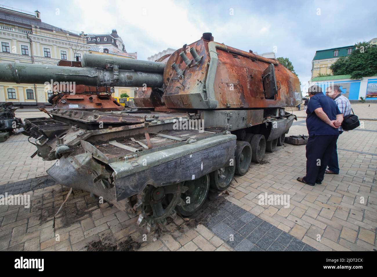 Non Exclusive: KYIV, UKRAINE - MAY 28, 2022 - The exhibition of destroyed Russian military vehicles is situated in Mykhailivska Square, Kyiv, capital Stock Photo
