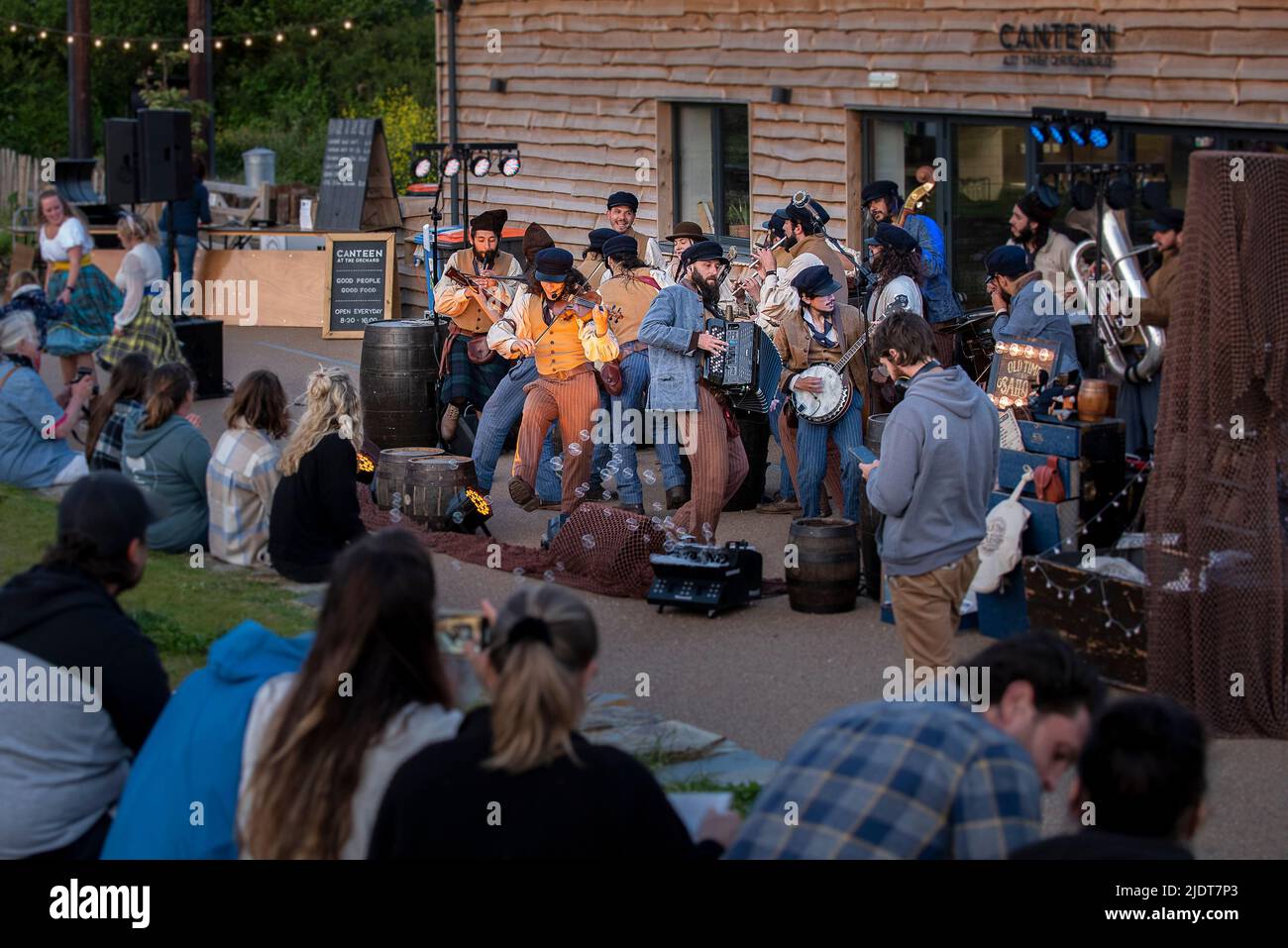 The Old Time Sailors performing at the Newquay Orchard amphitheatre in Cornwall. Stock Photo