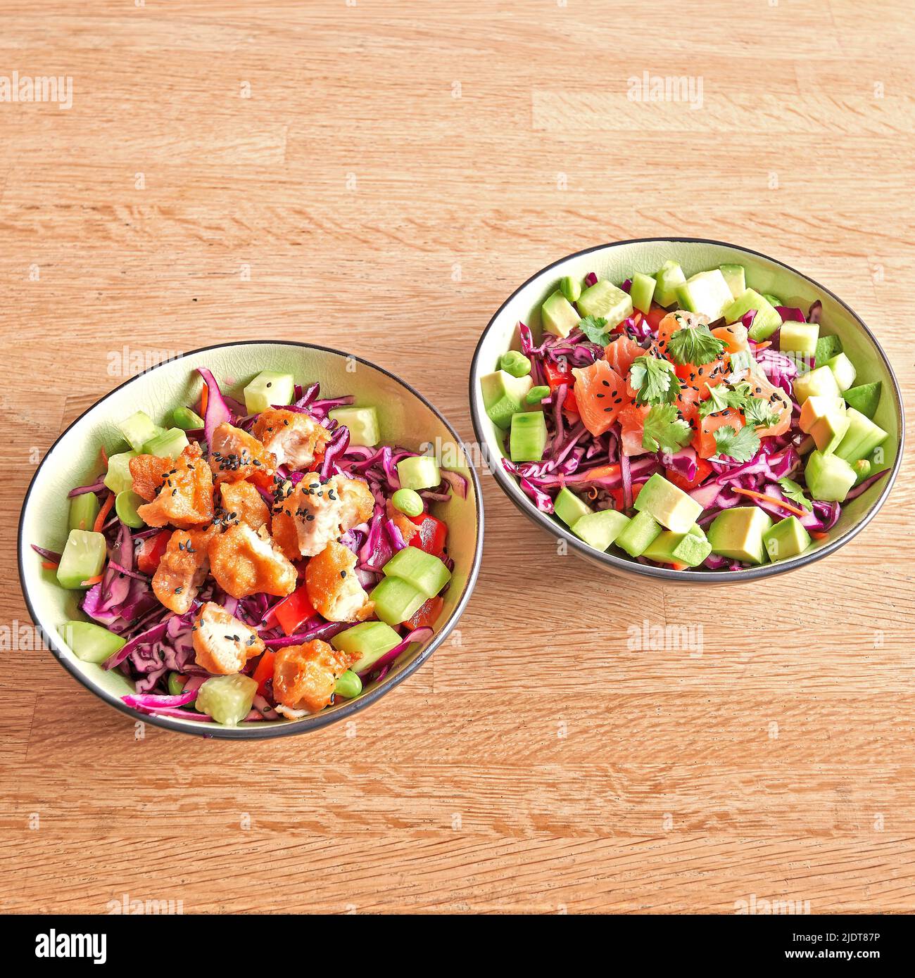 Takeaway poke bowl salmon hi-res stock photography and images - Alamy