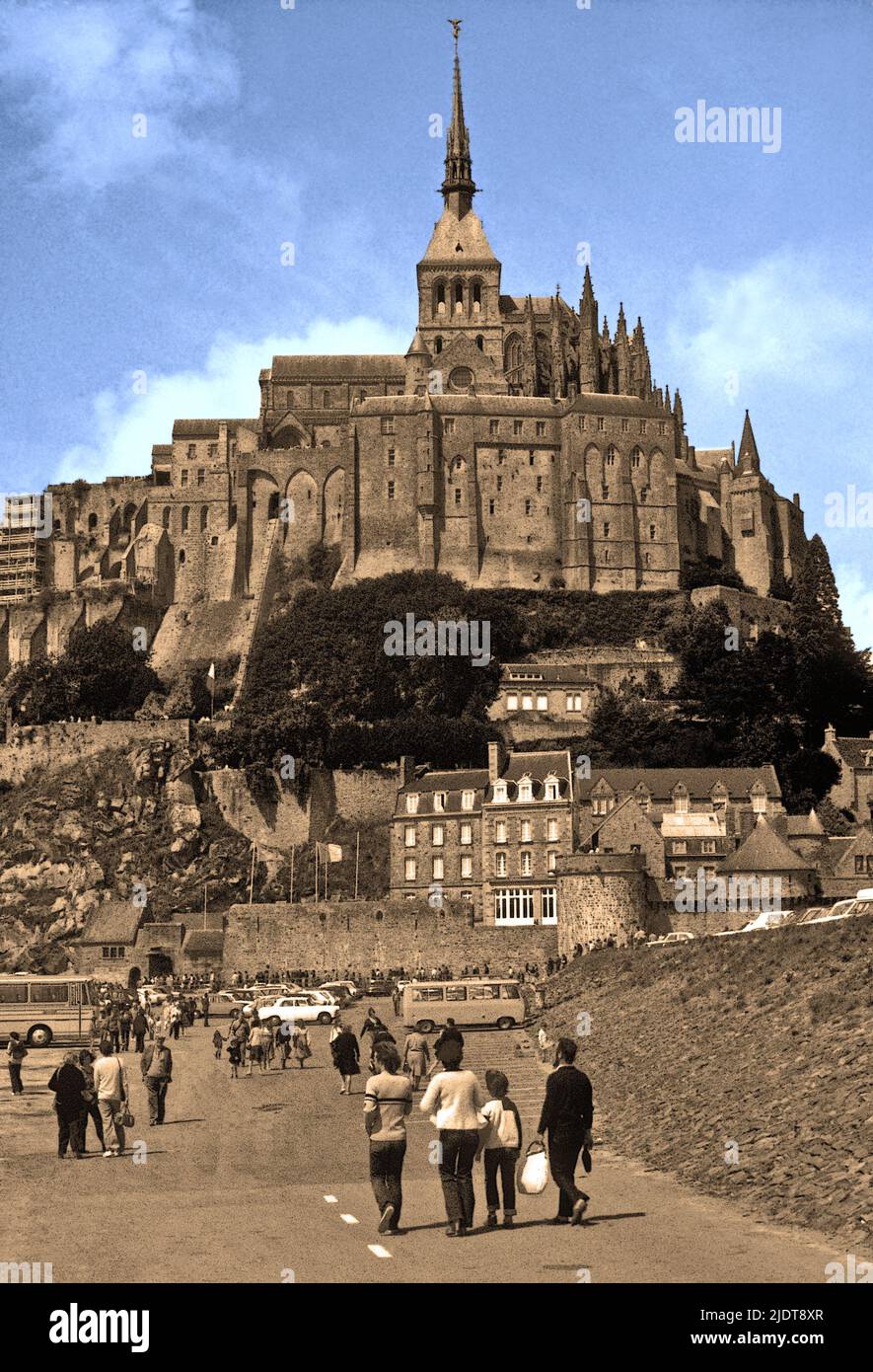 mont-saint-michel-detail-of-the-fortified-abbey-stock-photo-alamy