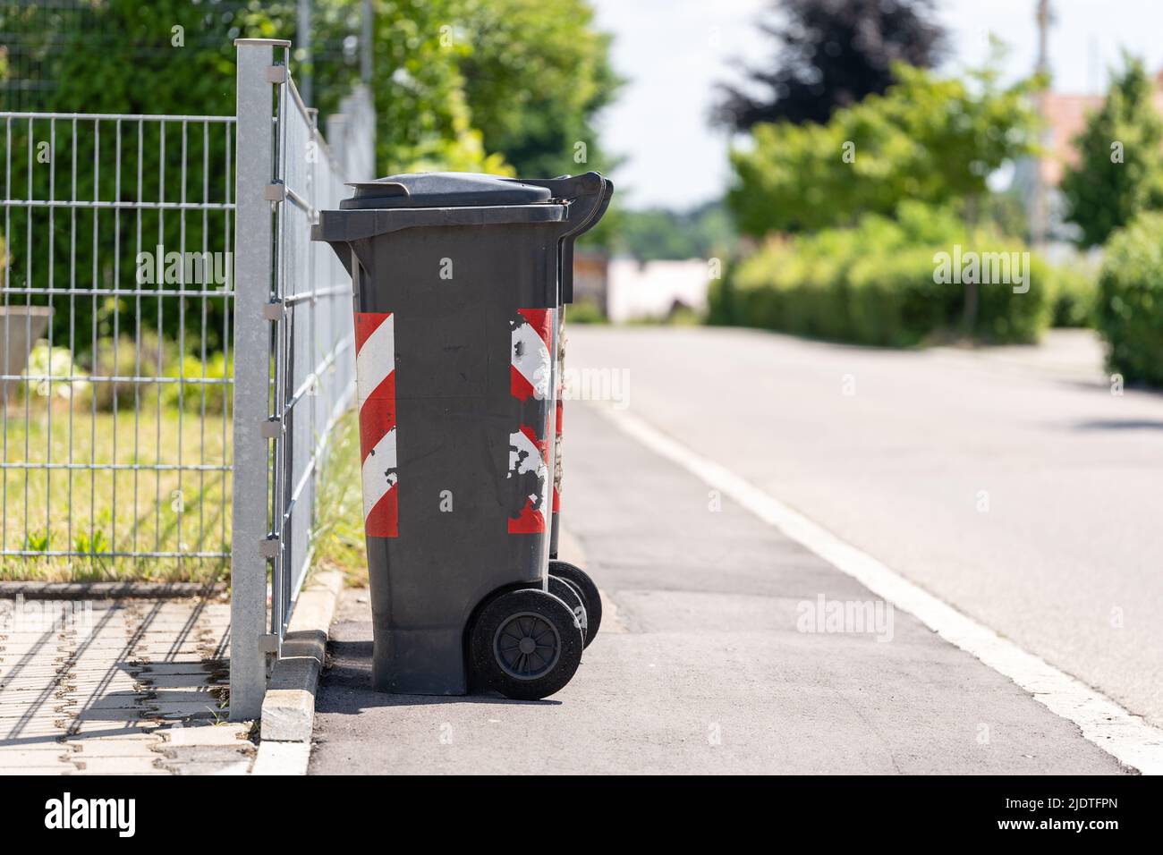 Residual waste garbage can hires stock photography and images Alamy