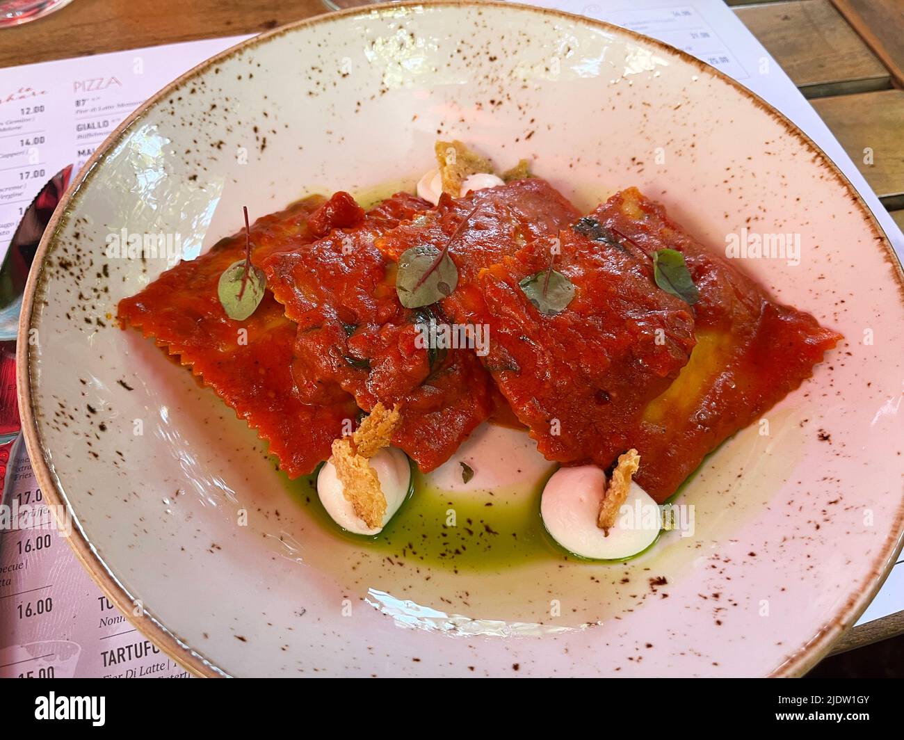 Spinach and Ricotta Ravioli Stock Photo Alamy