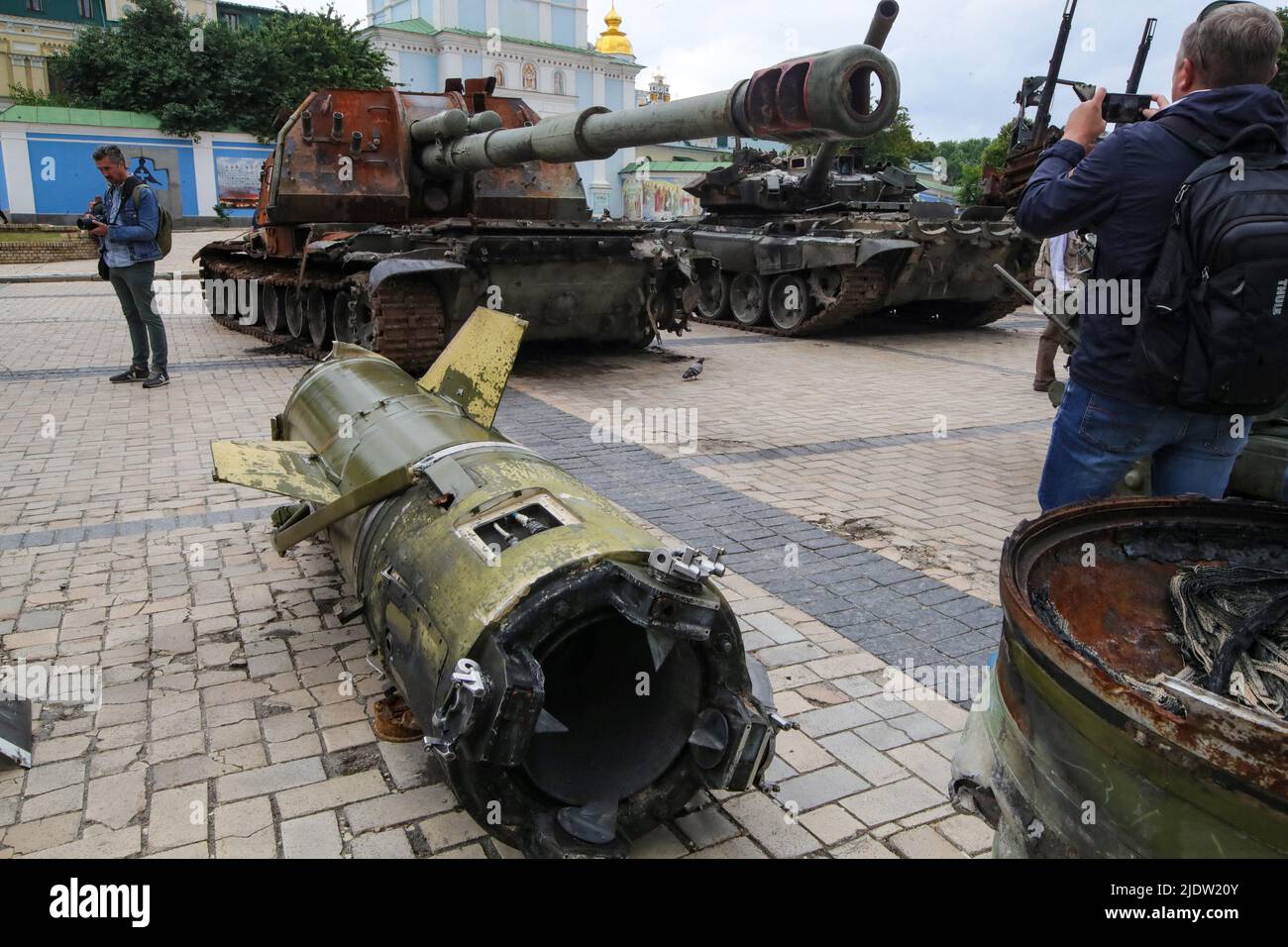 Kyiv, Ukraine. June 23, 2022, The exhibition of destroyed Russian military vehicles is situated in Mykhailivska Square, Kyiv, capital of Ukraine. June 23, 2022. Photo by Pavlo Bagmut/ABACAPRESS.COM Stock Photo