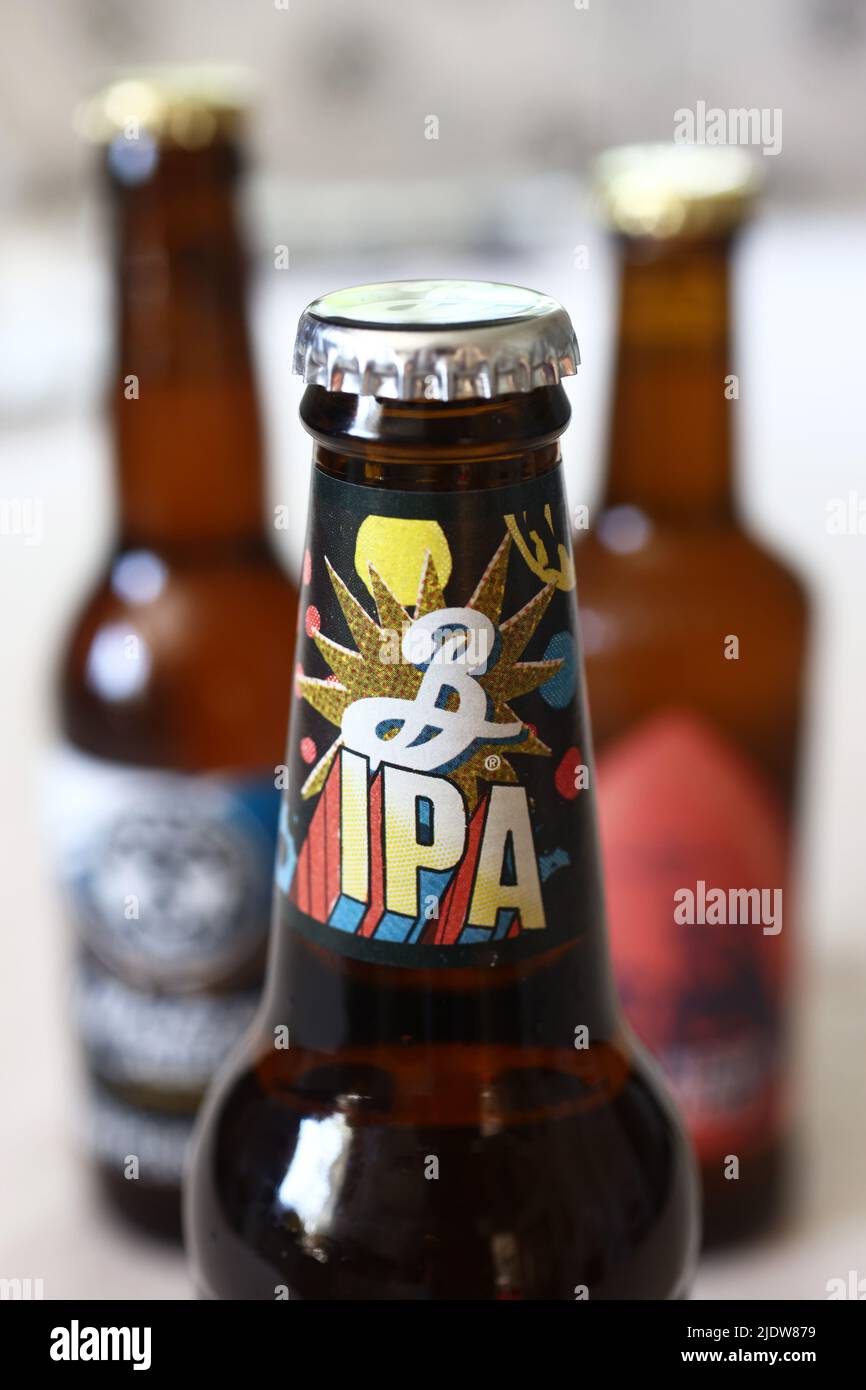 Brooklyn defender Ipa beer bottle from Brooklyn brewery Stock Photo Alamy