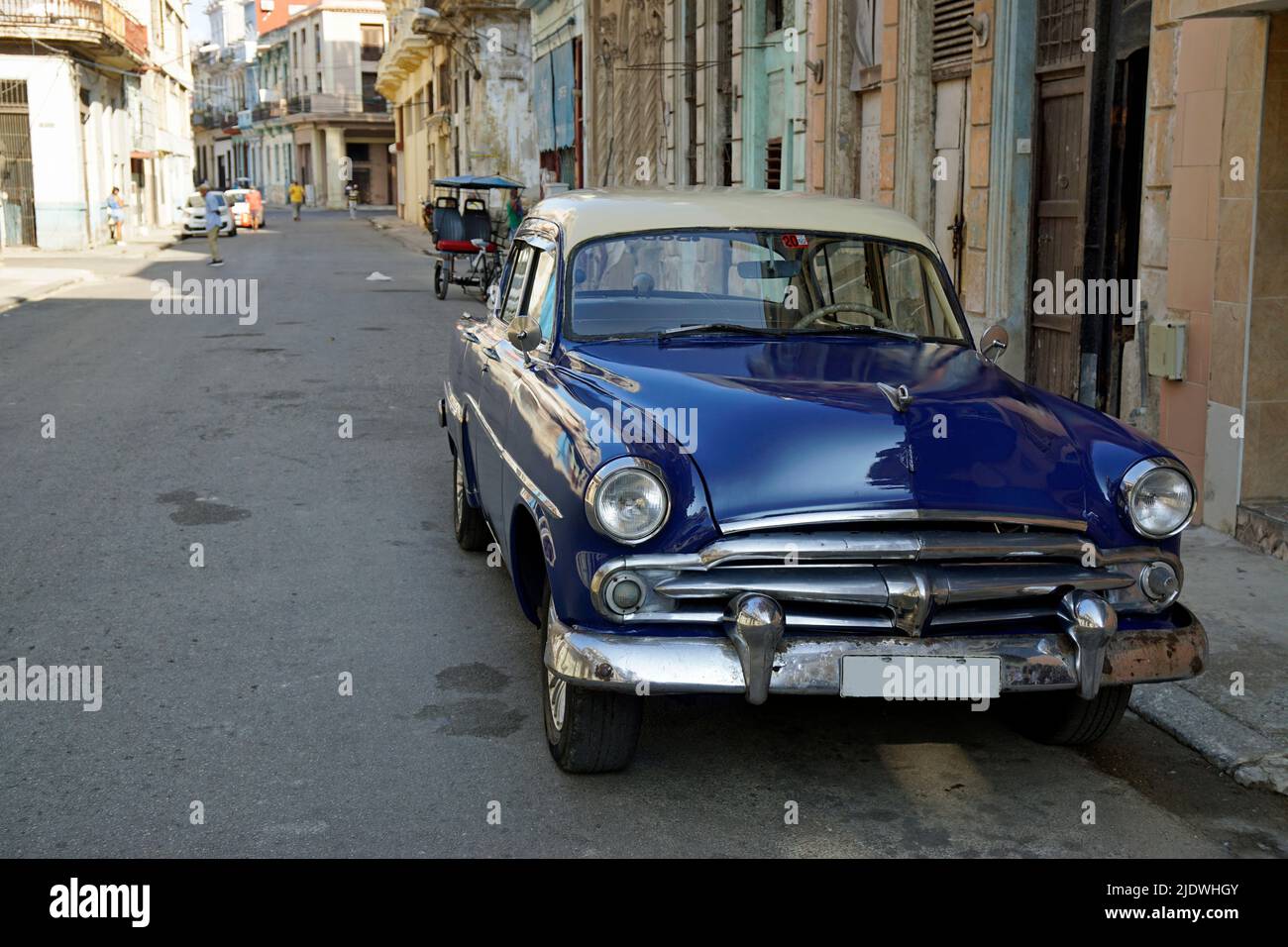 old classic car in the streets of havana, cuba Stock Photo Alamy