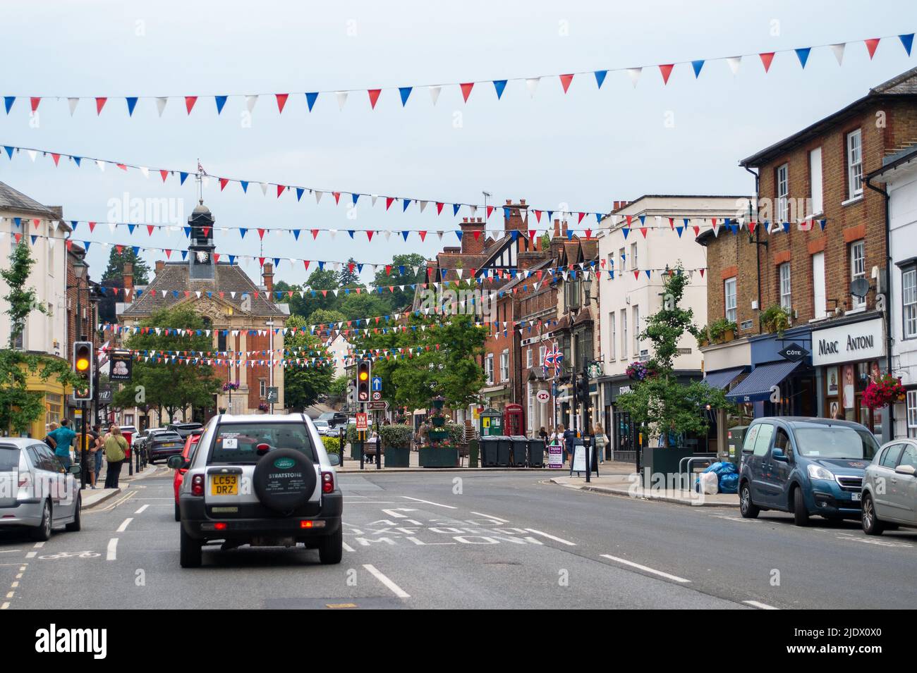 HenleyuponThames, Oxfordshire, UK. 23rd June, 2022. Bunting is up in