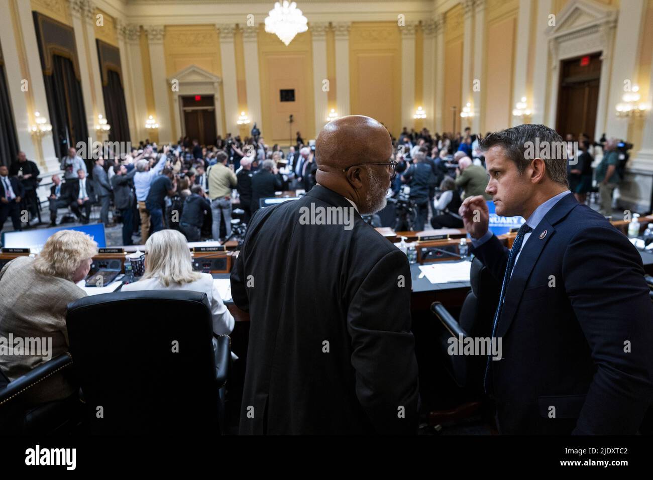 Washington, United States. 23rd June, 2022. NYTJAN6 - House Select Committee investigating the Jan. 6 attack - Rep. Adam Kinzinger, R-Ill., right, talks with Chairman Rep. Bennie Thompson, D-Miss. left, during the hearing on Capitol Hill on Thursday, June 23, 2022 in Washington DC. Pool photo by Doug Mills/UPI Credit: UPI/Alamy Live News Stock Photo