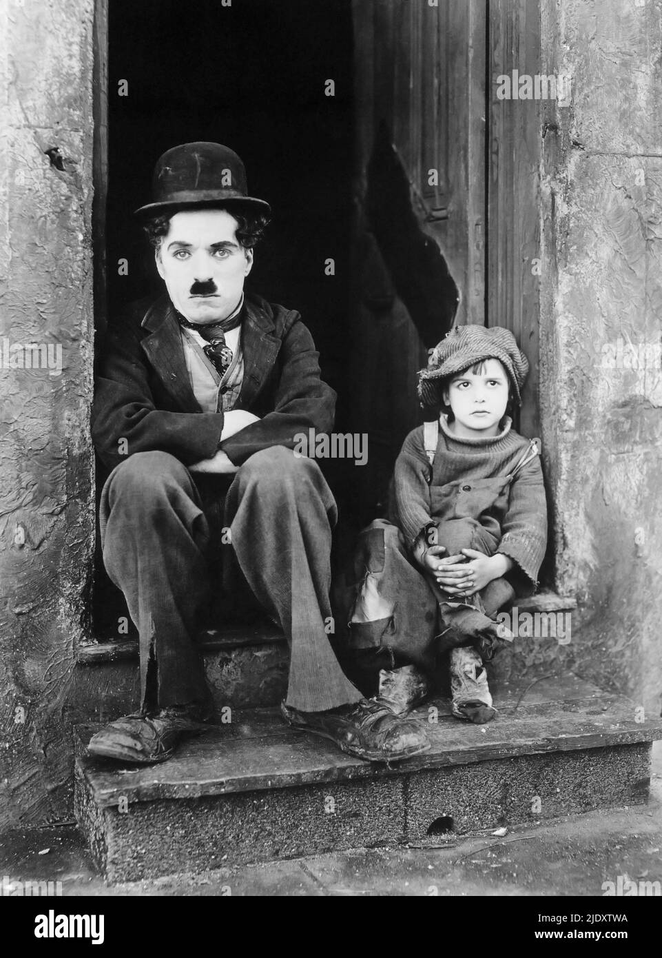 Charlie chaplin movie kid hi-res stock photography and Charlie chaplin movie kid hi-res stock photography and