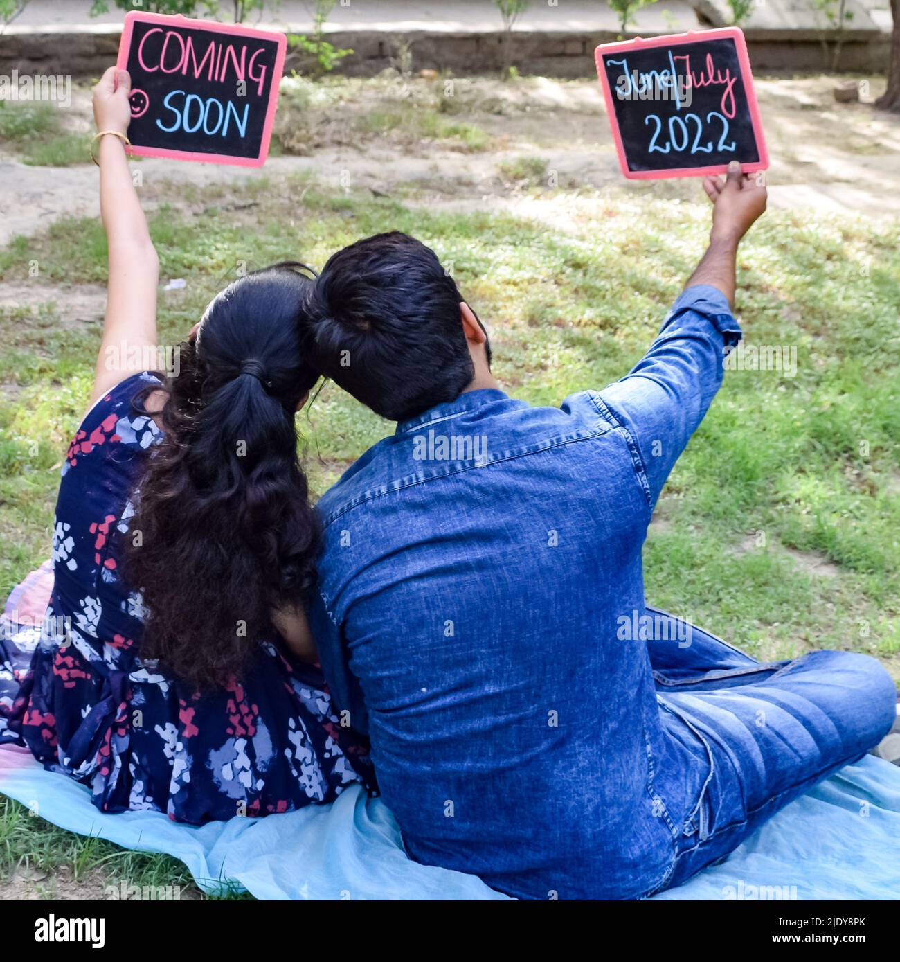 Traditional Indian Clothes Maternity Photos | One Big Happy Photo