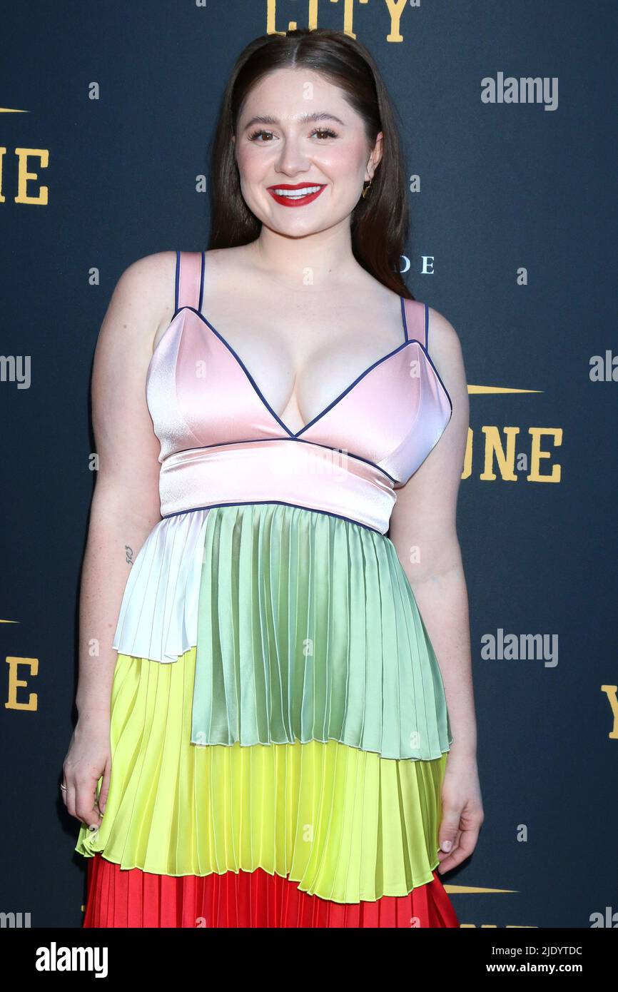 June 23, 2022, Los Angeles, CA, USA LOS ANGELES JUN 23 Emma Kenney