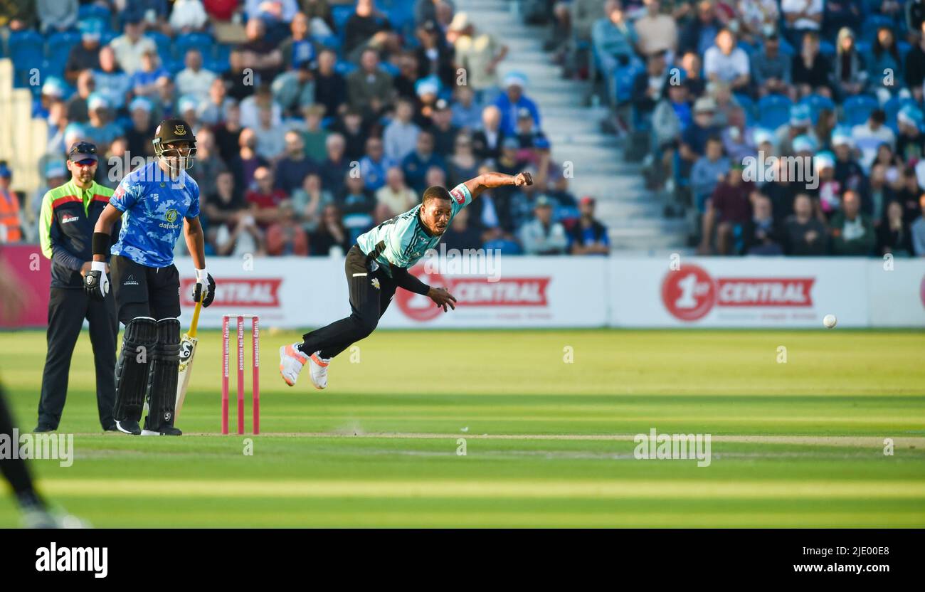 Hove UK 23rd June 2022 -  Chris Jordan captain of Surrey bowling during the T20 Vitality Blast  match  between Sussex Sharks and Surrey at the 1st Central County Ground Hove . : Credit Simon Dack / Alamy Live News Stock Photo