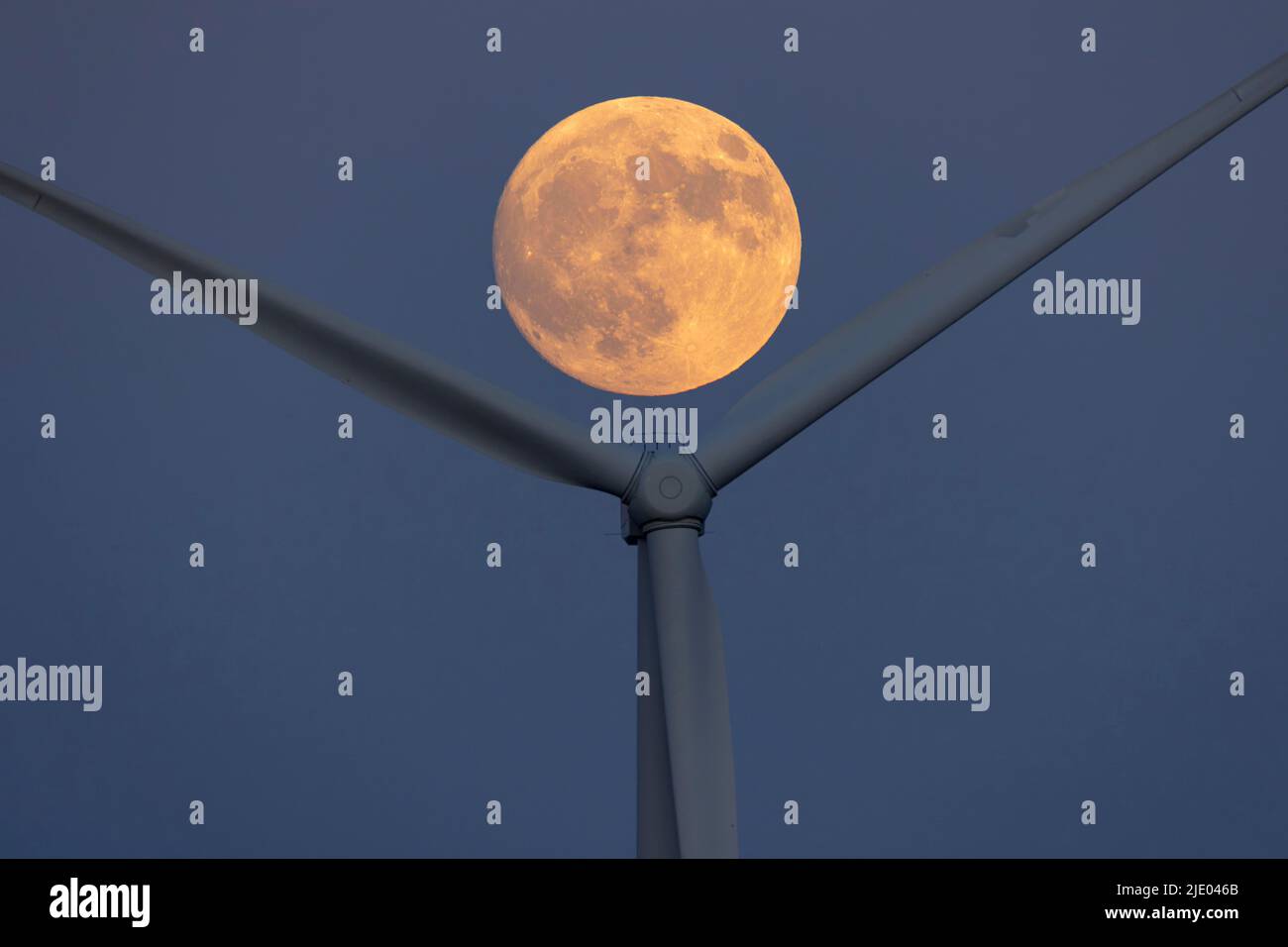 Wind turbine, moon, full moon, supermoon, North Rhine-Westphalia ...