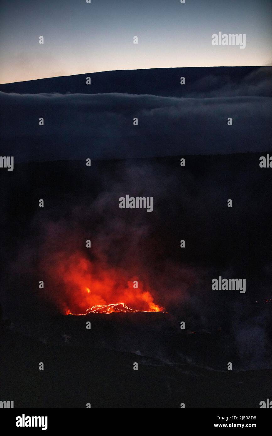 Active eruption, Kilauea volcano, Halema'uma'u crater, Mauna Loa