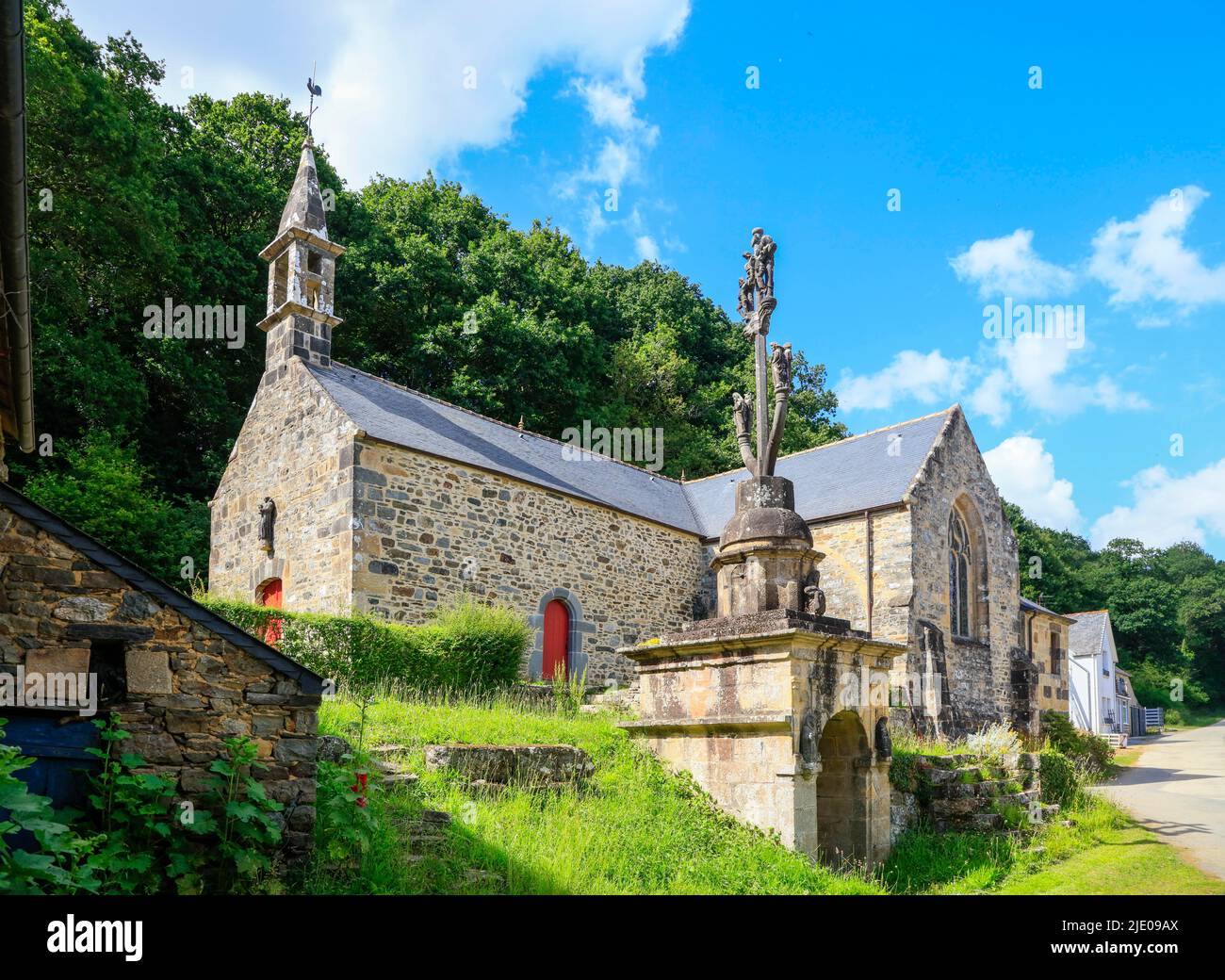Chapel Chapelle Notre Dame de Lorette with 17th century Calvary in the