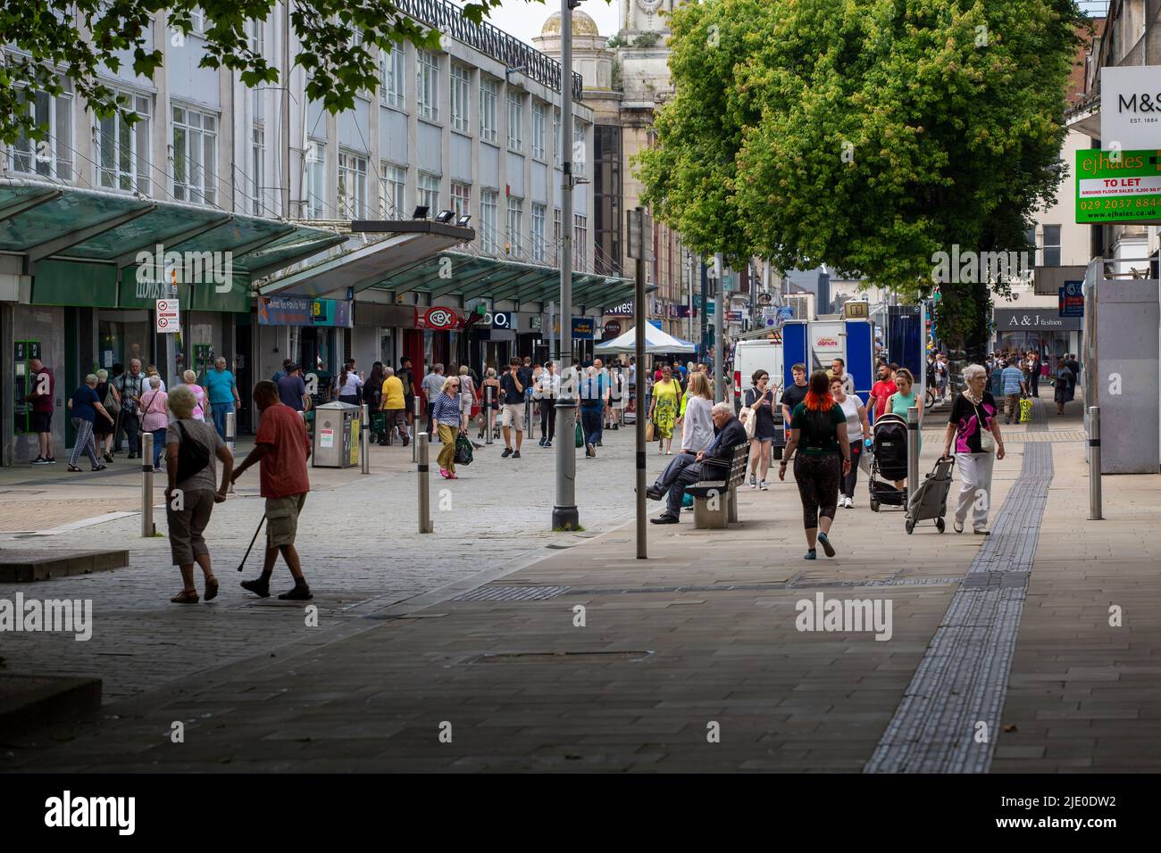Editorial Swansea, UK - June 23, 2022: Busy shoppers in the pedestrian section of Oxford Street, one of the main shopping areas in Swansea, South Wale Stock Photo