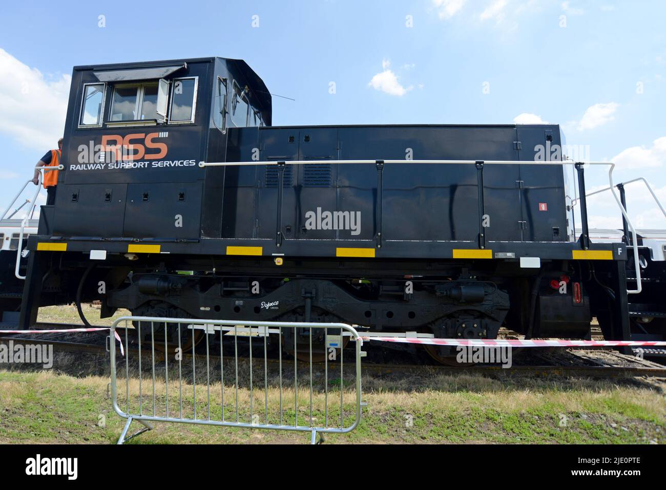 Tractive Power TP70 shunting loco imported from Canada by Rail Support Services as a low emission green prototype replacement for Class 08 shunters - Stock Image