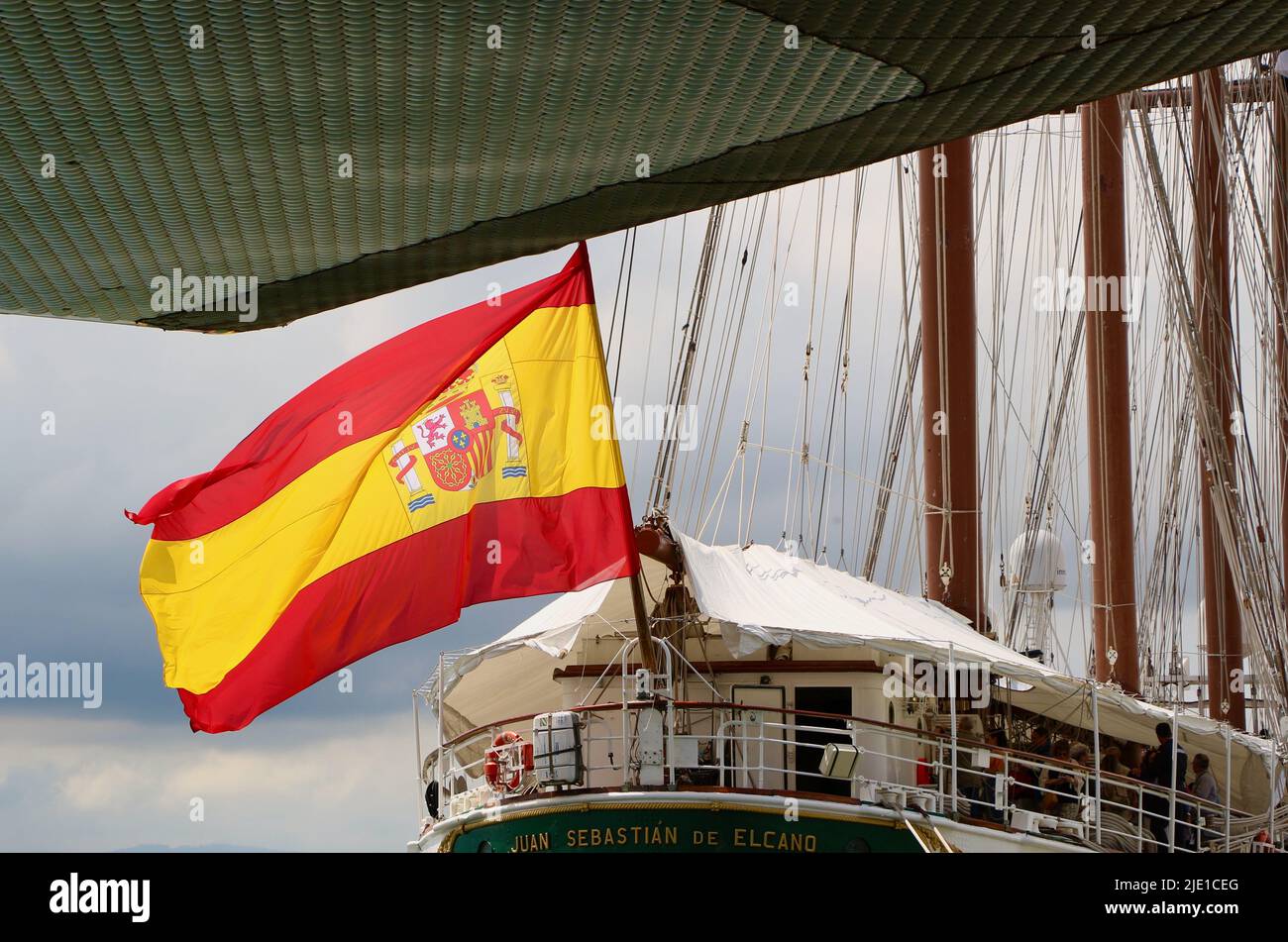 Cantabria flag hi-res stock photography and images - Page 7 - Alamy