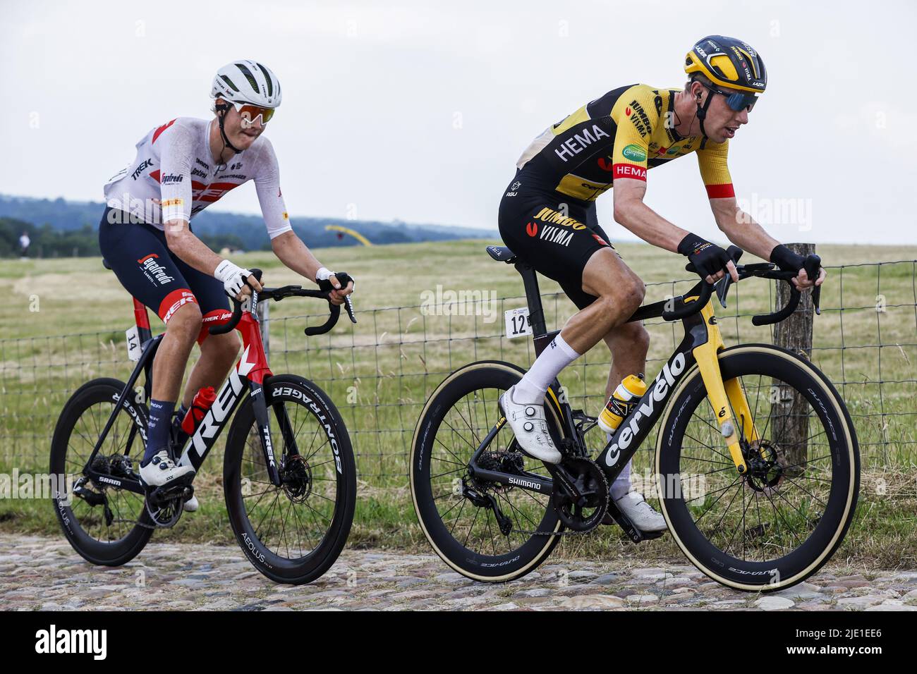 Drenthe, Netherlands. 24th June 2022. EMMEN - Cyclists Pascal Eenkhoorn and Daan Hoole in action during the National Championships Cycling in Drenthe. ANP BAS CZERWINSKIA Credit: ANP/Alamy Live News Stock Photo