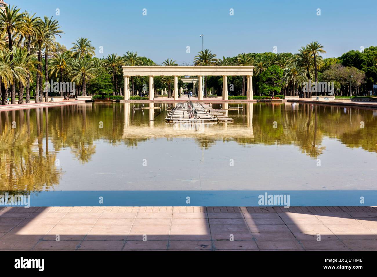 The fountain and lake outside of the Palace of Music in Valencia in Spain Stock Photo