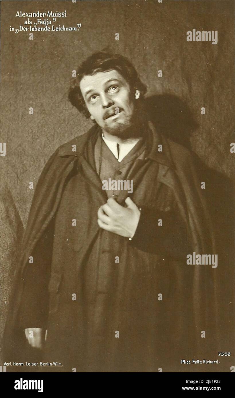 Portrait of Alexander Moissi in Der lebende Leichnam - German weimar era cinema (1918 - 1935) Stock Photo