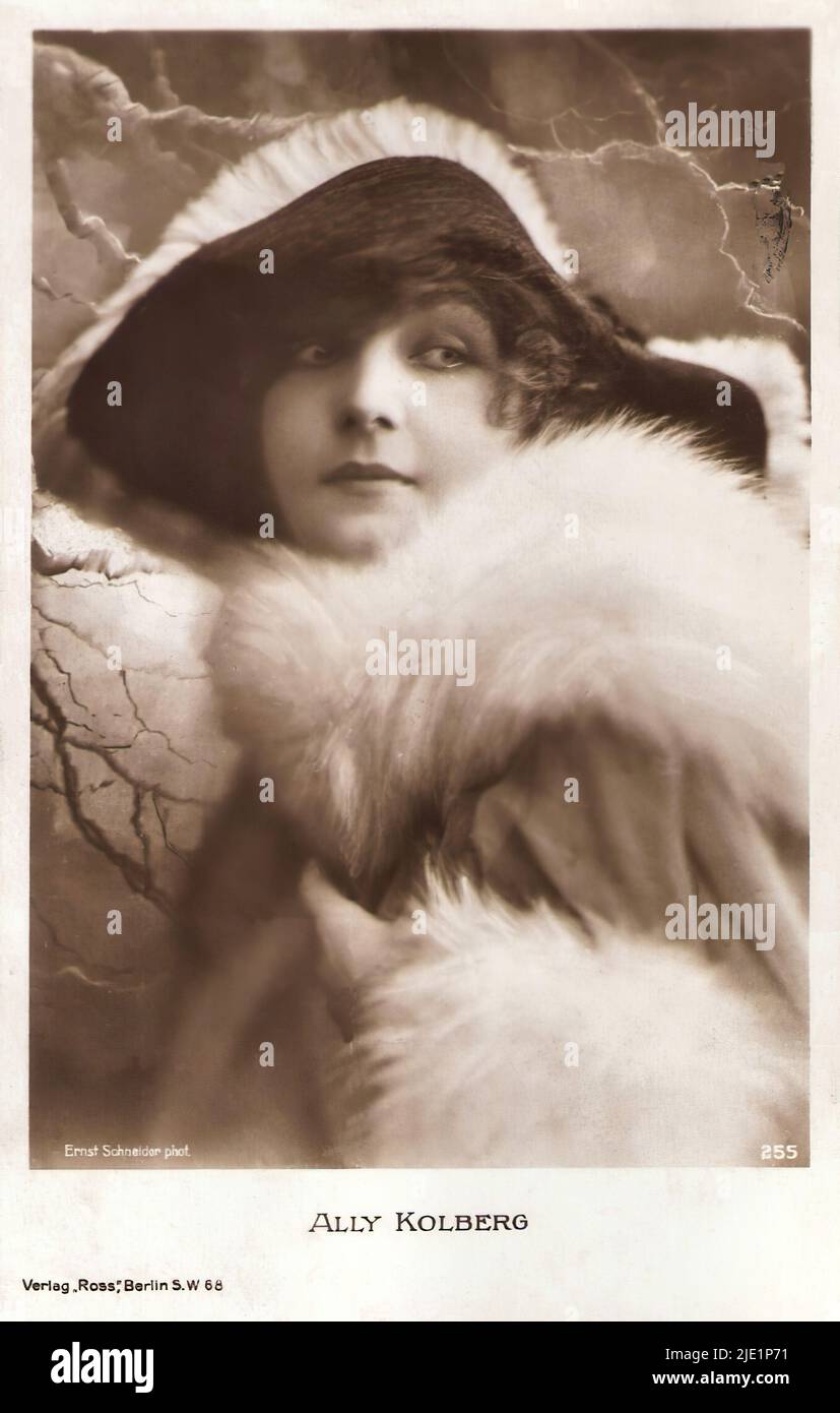 Portrait of Ally Kolberg 002 - German wihelminian era cinema (1895 - 1918) Stock Photo