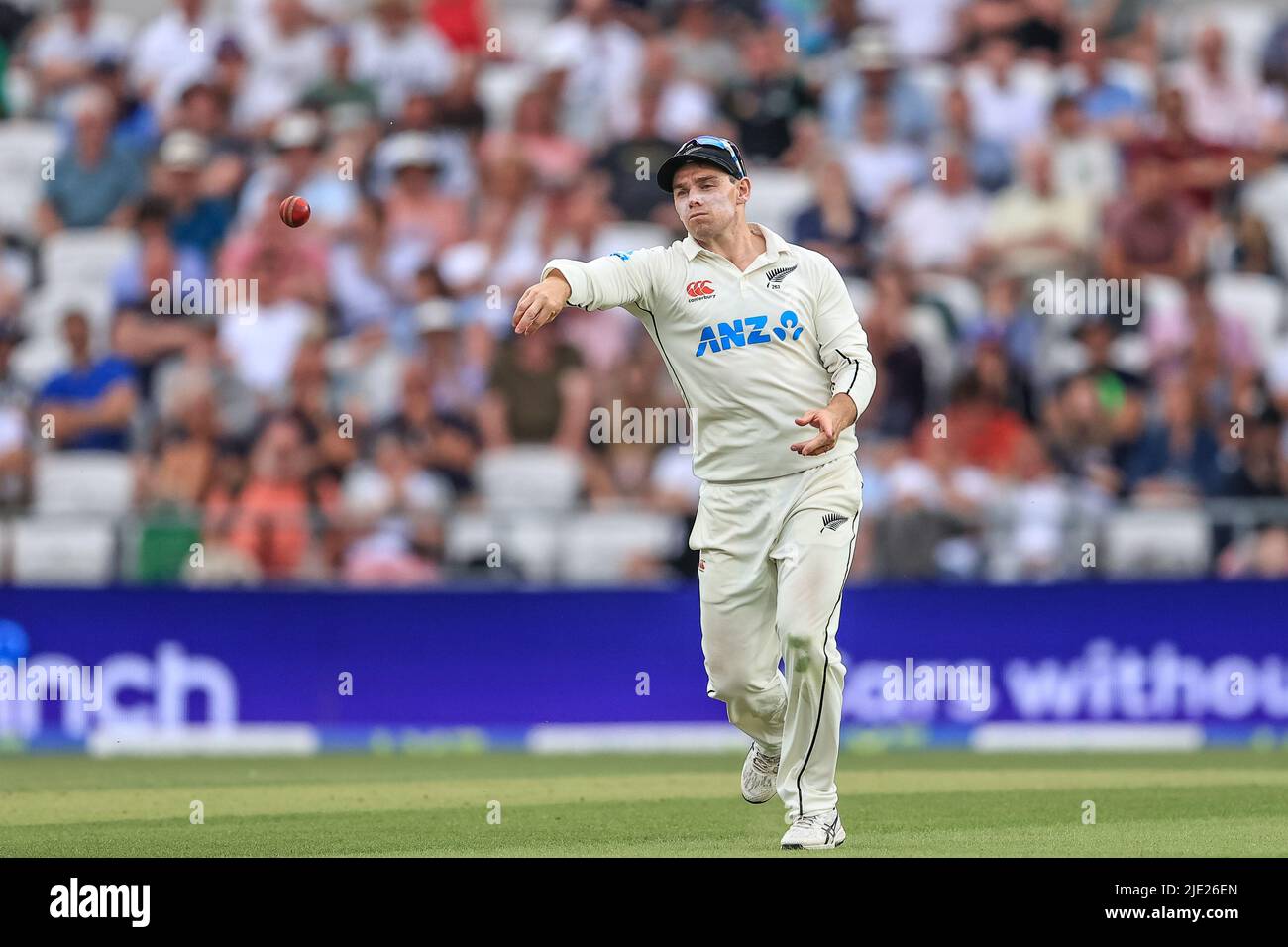 Leeds, UK. 24th June, 2022. Tom Latham of New Zealand in action during the game in Leeds, United Kingdom on 6/24/2022. (Photo by Mark Cosgrove/News Images/Sipa USA) Credit: Sipa USA/Alamy Live News Stock Photo