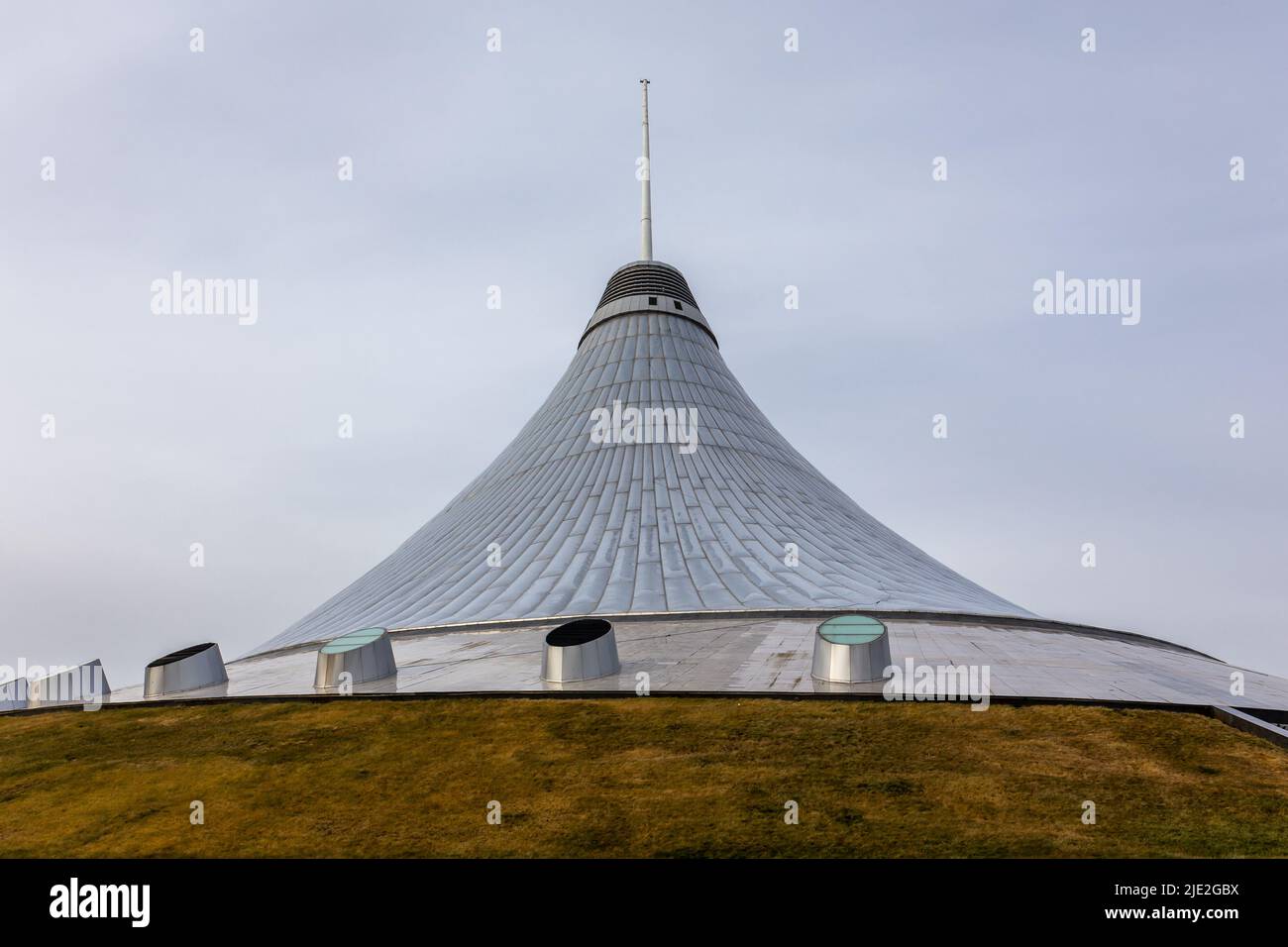 Nur Sultan (Astana), Kazakhstan, 11.11.21. Khan Shatyr Entertainment Center tent. Stock Photo