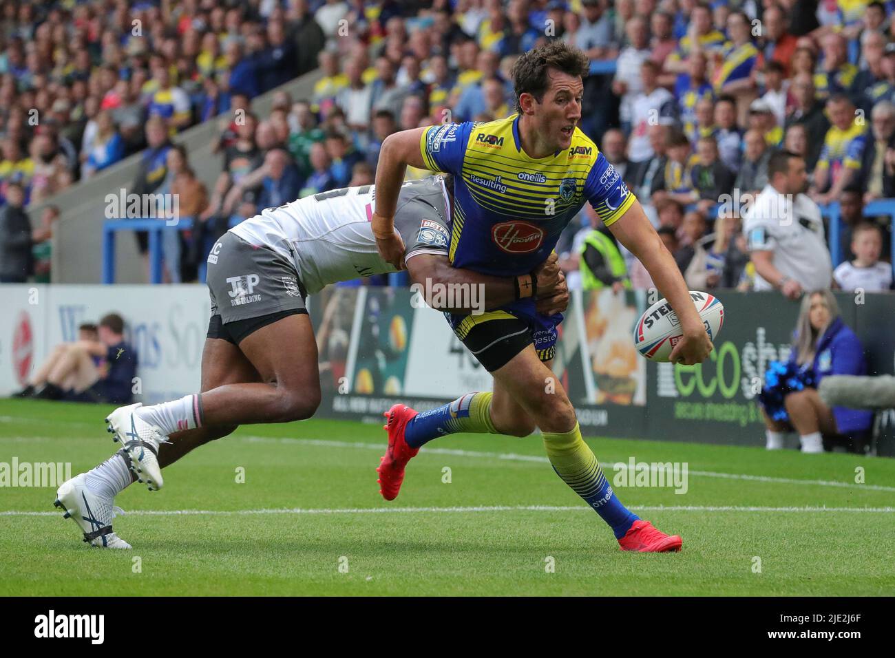 James ratchford hi-res stock photography and images - Alamy