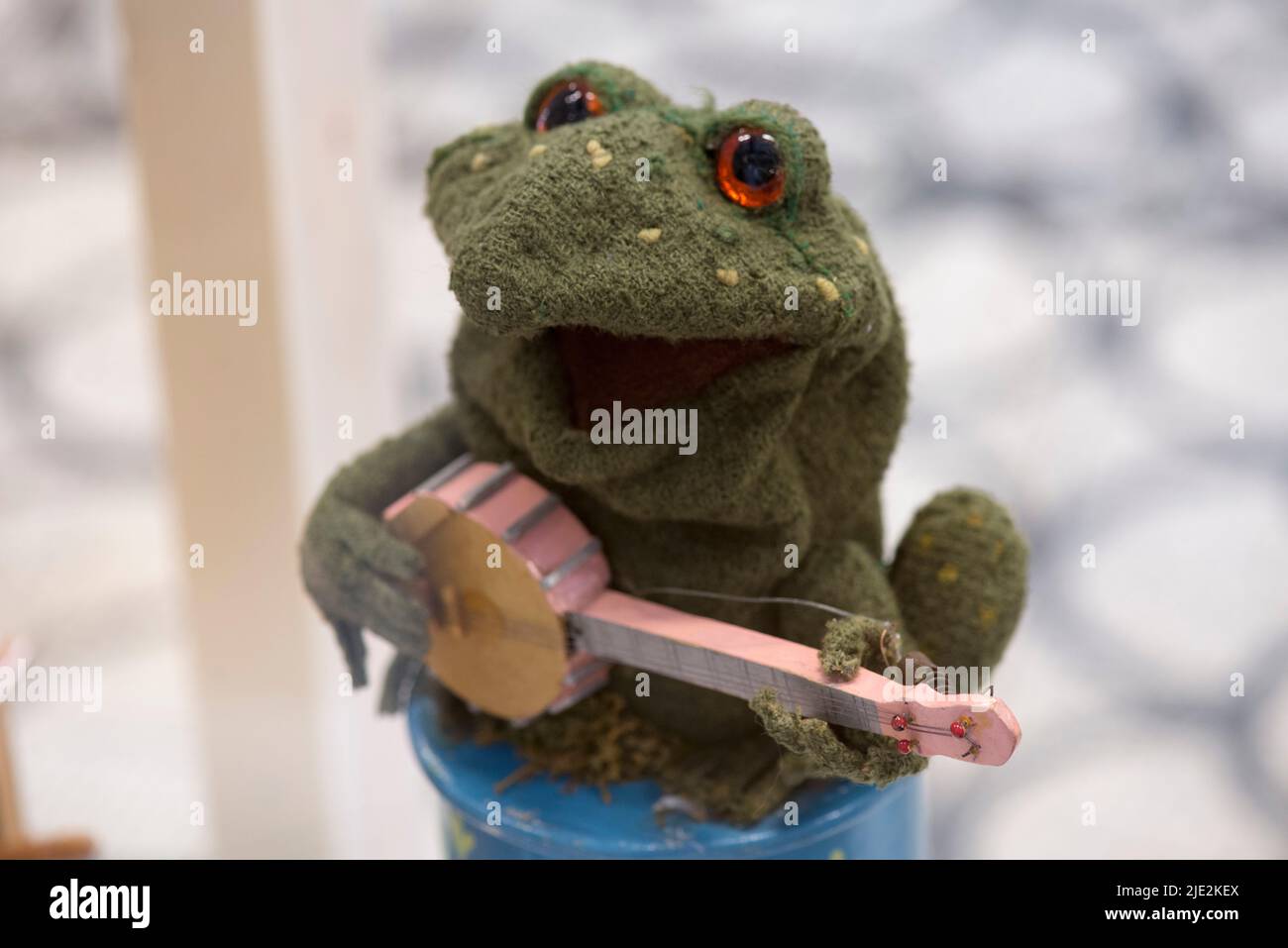 Gabriel the toad from Bagpuss tv show Stock Photo