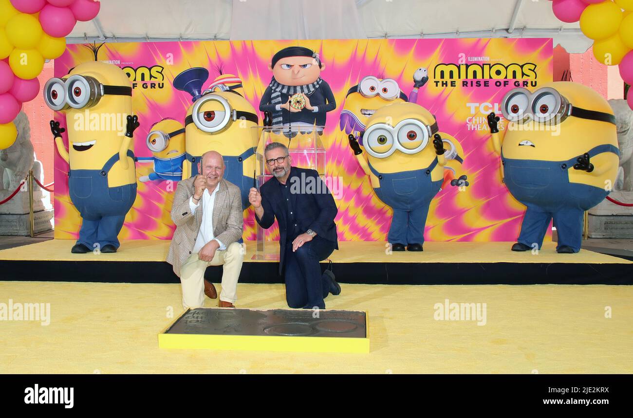 Hollywood, USA. 24th June, 2022. Kevin the Minion, Chris Meledandri, Steve Carell, Bob The Minion, Stuart the Minion, Otto the Minion arrives at Illumination s Minions placed their hands and feet in cement at the TCL Chinese Theatre in Hollywood, CA on Friday June 23, 2022 . (Photo By Juan Pablo Rico/Sipa USA) Credit: Sipa USA/Alamy Live News Stock Photo