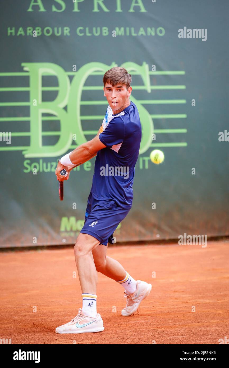 Milan, Italy. 24th June, 2022. Matteo Gigante during 2022 Atp Challenger  Milano - Aspria Tennis Cup, Tennis Internationals in Milan, Italy, June 24  2022 Credit: Independent Photo Agency/Alamy Live News Stock Photo - Alamy