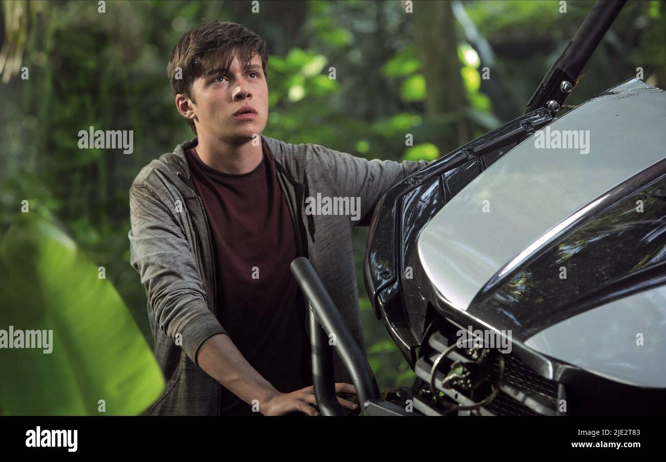 NICK ROBINSON, JURASSIC WORLD, 2015 Stock Photo - Alamy