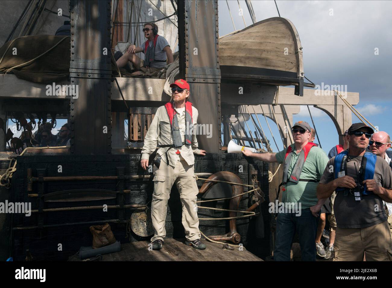 RON HOWARD, CREW, IN THE HEART OF THE SEA, 2015 Stock Photo