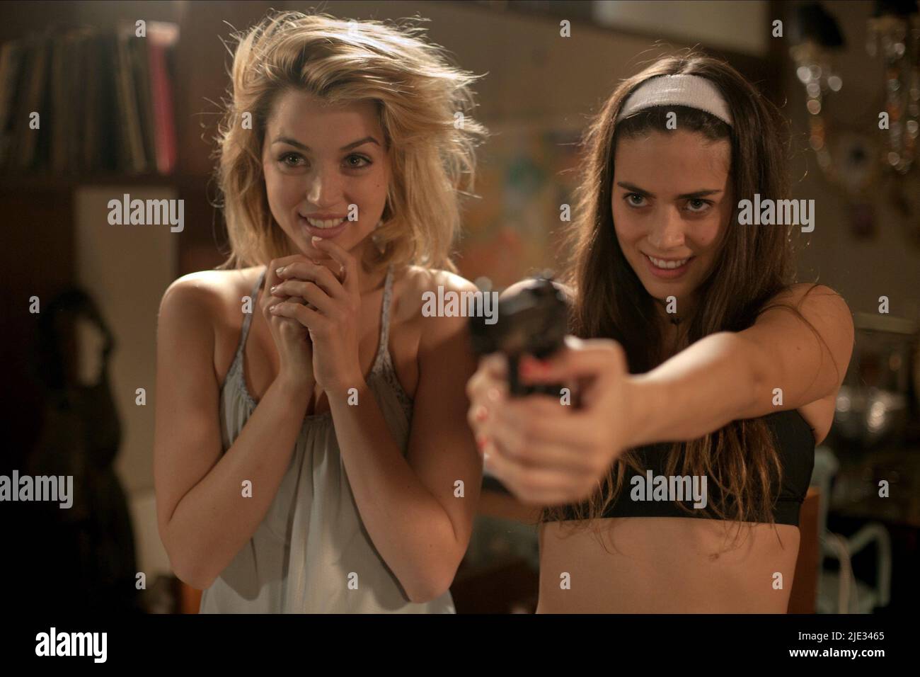 Knock knock ana de armas hi res stock photography and images Alamy