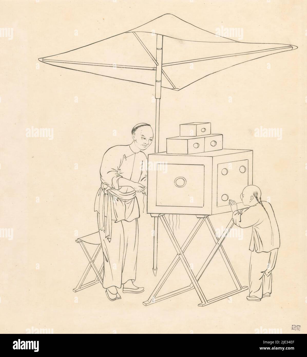 Chinese viewing box, Under a parasol stands a Chinese man with a viewing box, a boy looks through a window., print maker: anonymous, c. 1800 - c. 1899, China paper, height 291 mm × width 272 mm Stock Photo