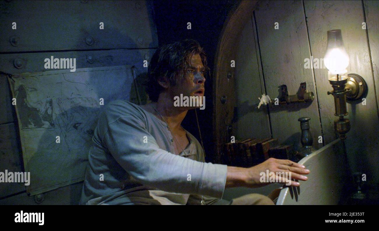 CHRIS HEMSWORTH, IN THE HEART OF THE SEA, 2015 Stock Photo
