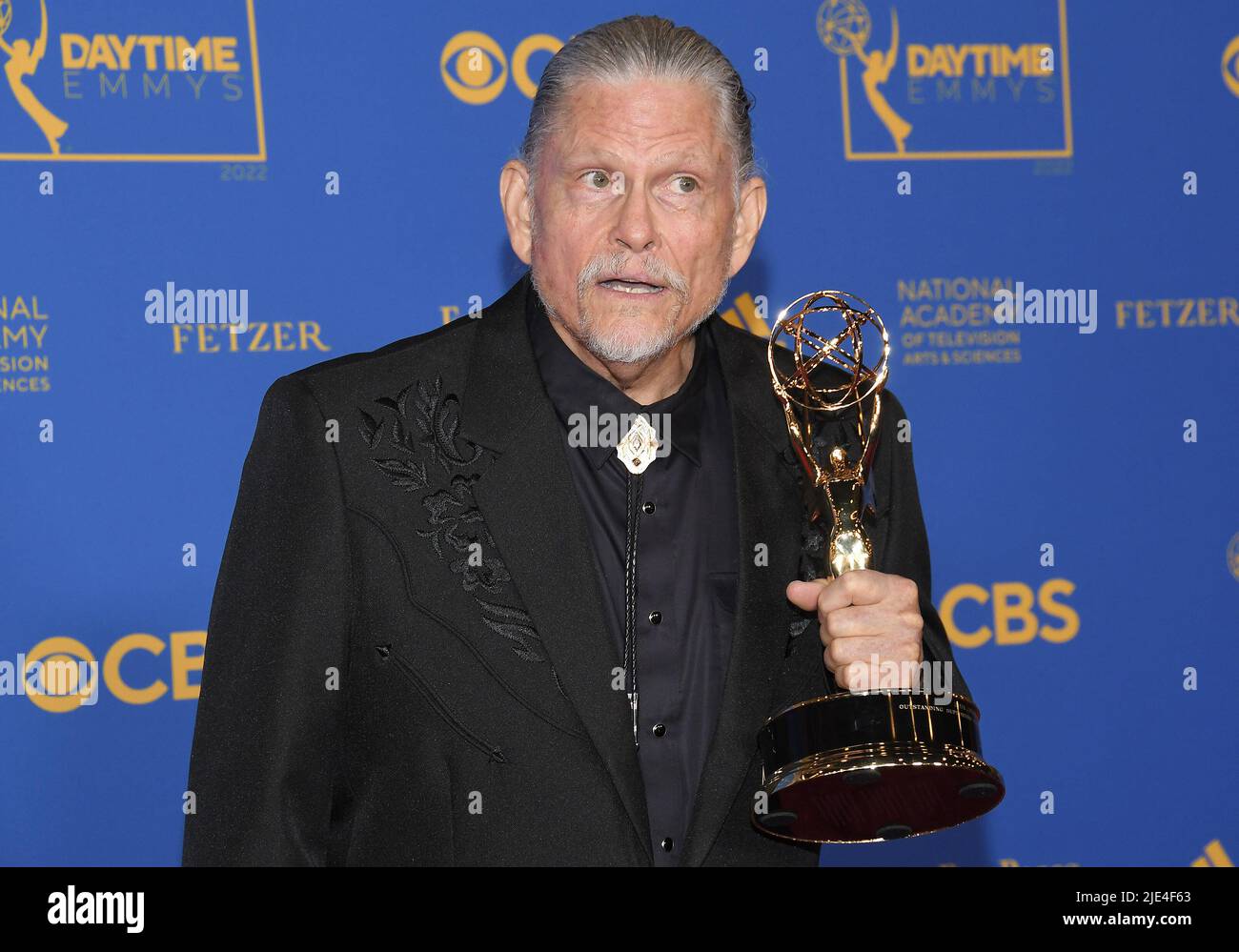 Jeff Kober, winner of the Outstanding Performance by a Supporting Actor
