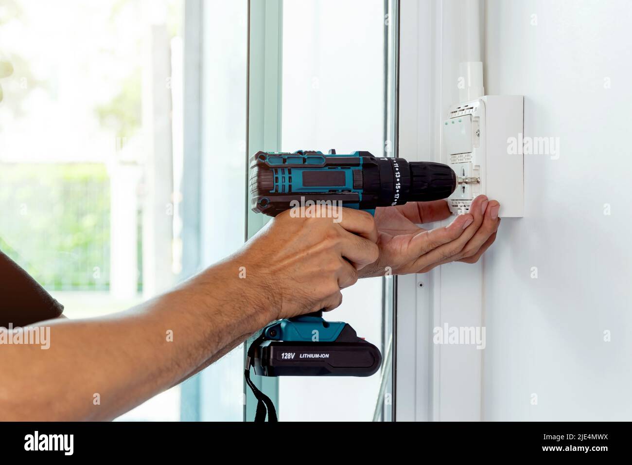 Install the power sockets and switches in the outlet box on the wall