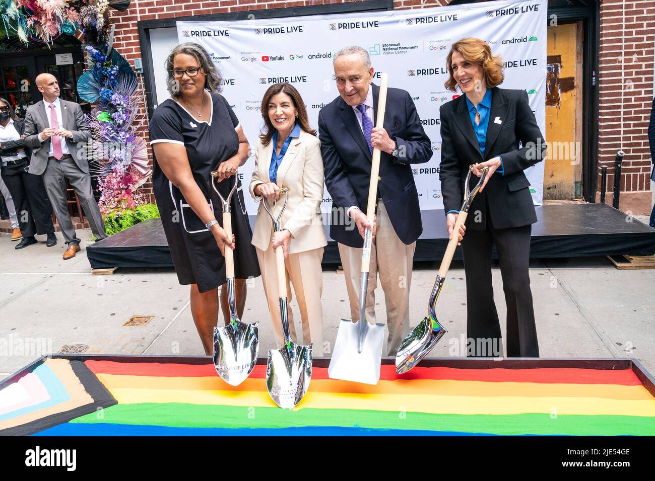 Michael Kors - Thrilling to support the Stonewall National Monument Visitor  Center in New York City!! John-Paul Hayworth, my husband Lance and I, Ann  Marie Gothard, Governor Hochul and Senator Chuck Schumer