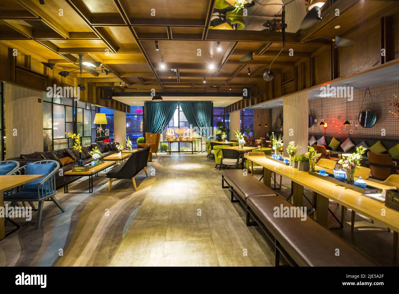 Hotels restaurants dining table desk and chair indoor Stock Photo Alamy