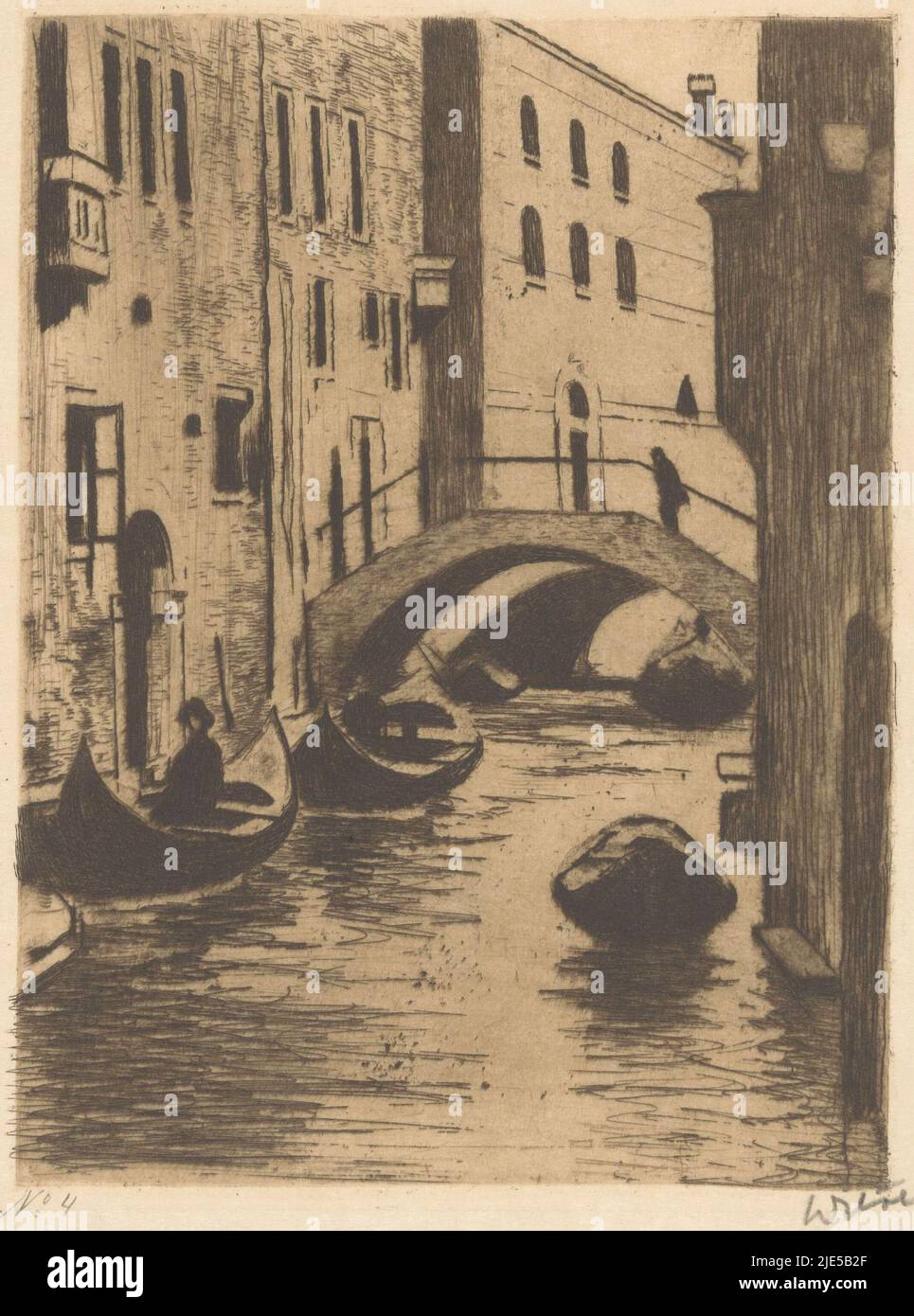 Bridge over the Rio di San Toma in Venice San Thoma, print maker: Willem Witsen, (signed by artist), printer: Mouton & Co., print maker: Amsterdam, printer: The Hague, c. 1914 - c. 1919, paper, etching, h 160 mm × w 121 mm Stock Photo