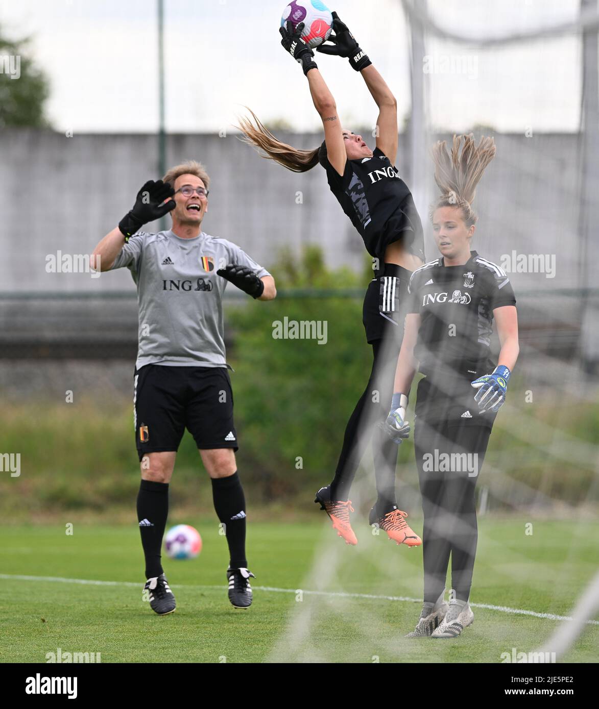 Belgium's goalkeeper coach Sven Cnudde and Belgium's goalkeeper Femke Bastiaen pictured in action during a training session of the Belgium's national women's soccer team the Red Flames, Saturday 25 June 2022 in Tubize. The Red Flames are preparing for the upcoming Women's Euro 2022 European Championships in England. BELGA PHOTO DAVID CATRY Stock Photo