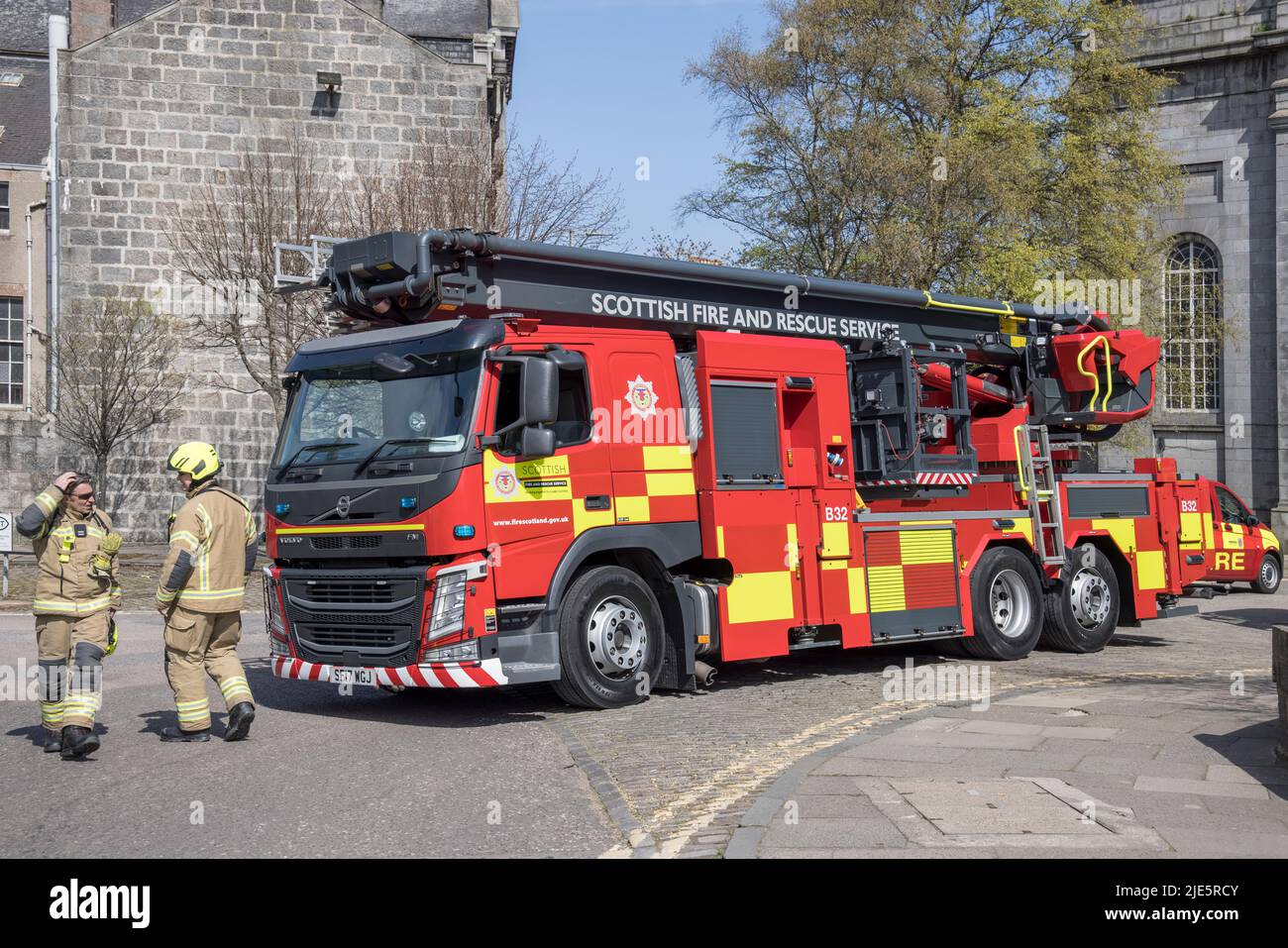 Fire Engine Scotland Aberdeen Hi res Stock Photography And Images Alamy fire-engine-scotland-aberdeen-hi-res-stock-photography-and-images-alamy