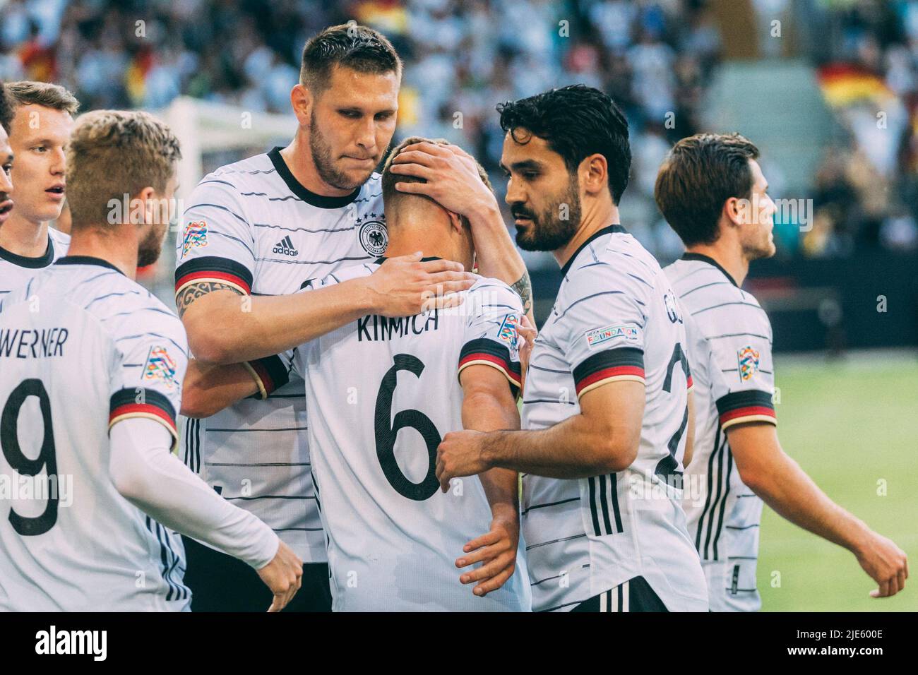 Mönchengladbach, Borussia-Park, 14.06.22: Jubel nach einem Tor bei Joshua Kimmich (M) und Niklas Süle Deutschland (Germany) beim Länderspiel zwischen Stock Photo