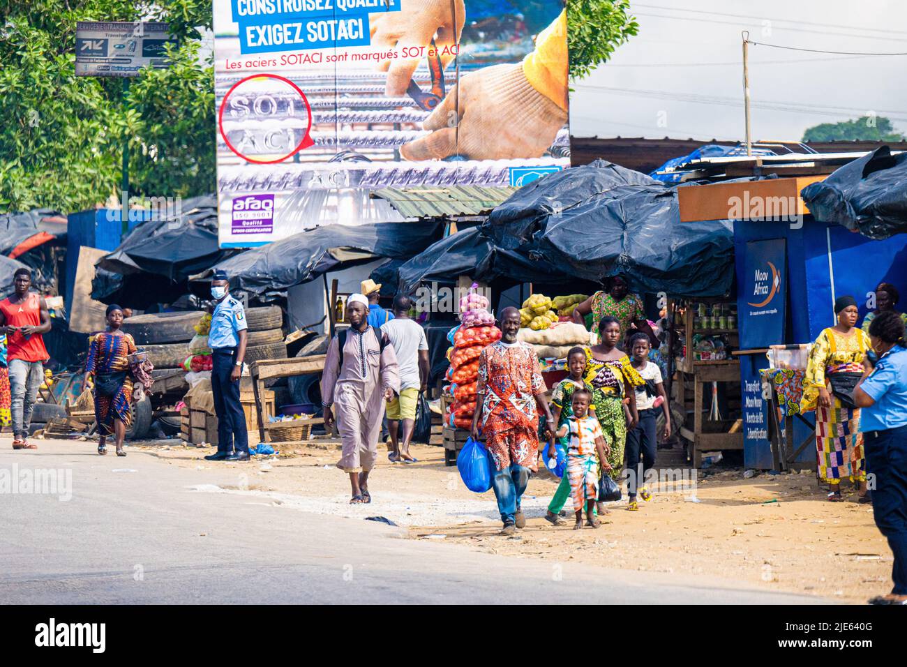 Daily life, people on the streets in Ivory Coast, Cote d'Ivoire, de