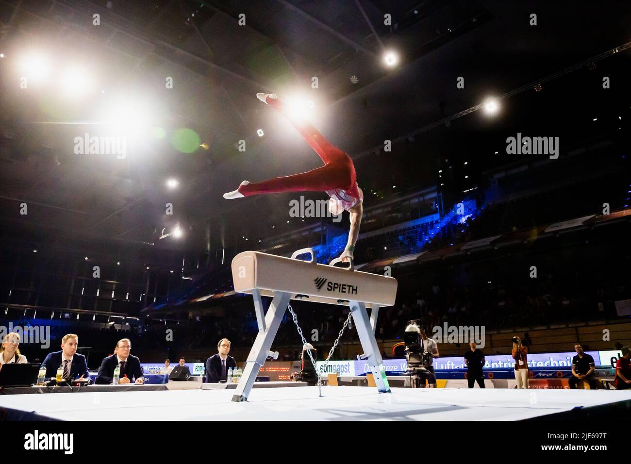 Nils dunkel gymnastics hires stock photography and images Alamy
