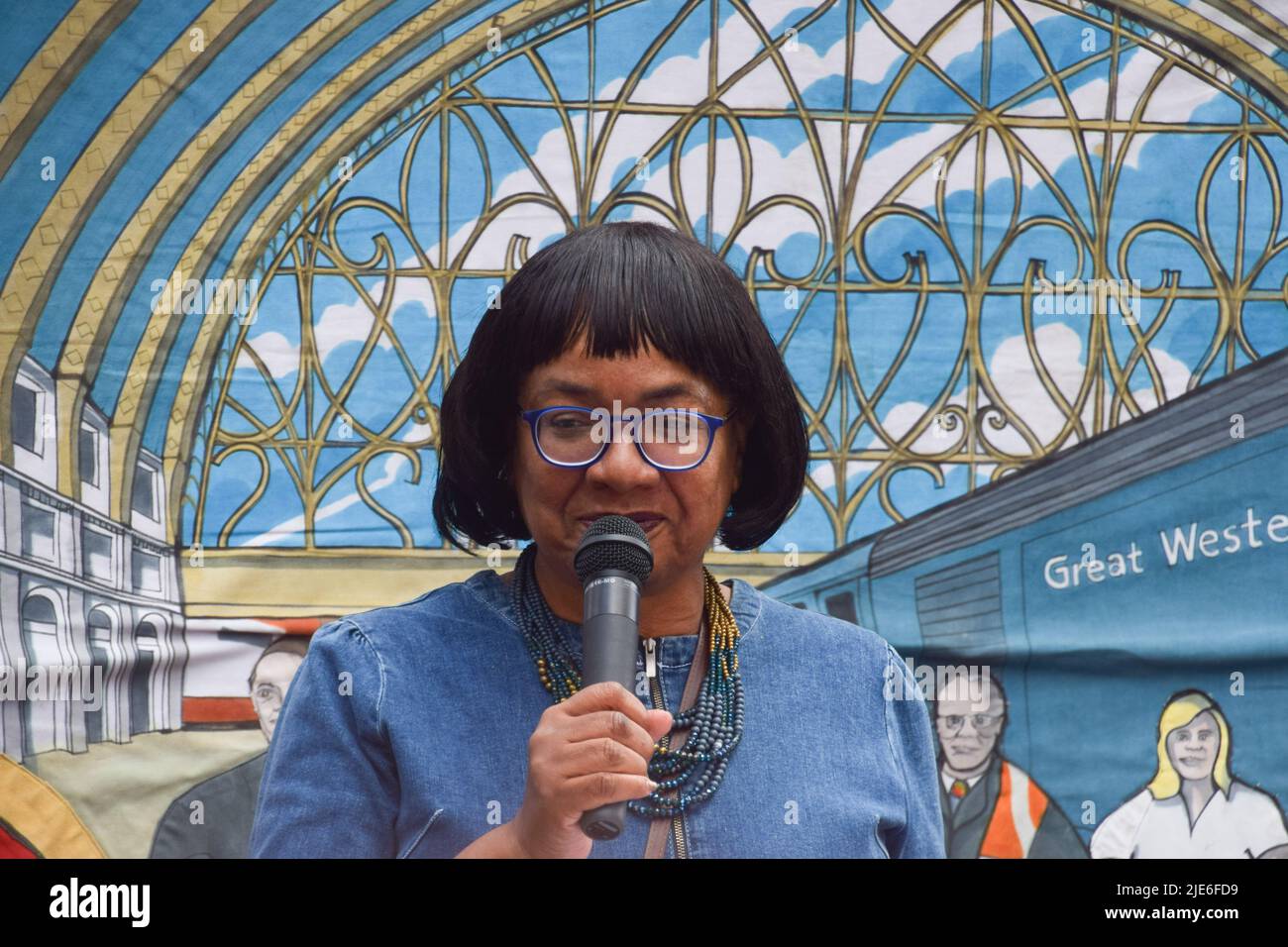 London, UK. 25th June 2022. Labour MP Diane Abbott speaks during the rally. Hundreds of rail workers and various trade unions staged a rally outside King's Cross station on the third day of the nationwide rail strike. Credit: Vuk Valcic/Alamy Live News Stock Photo