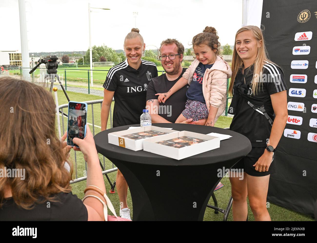 Ella van kerkhoven hires stock photography and images Alamy